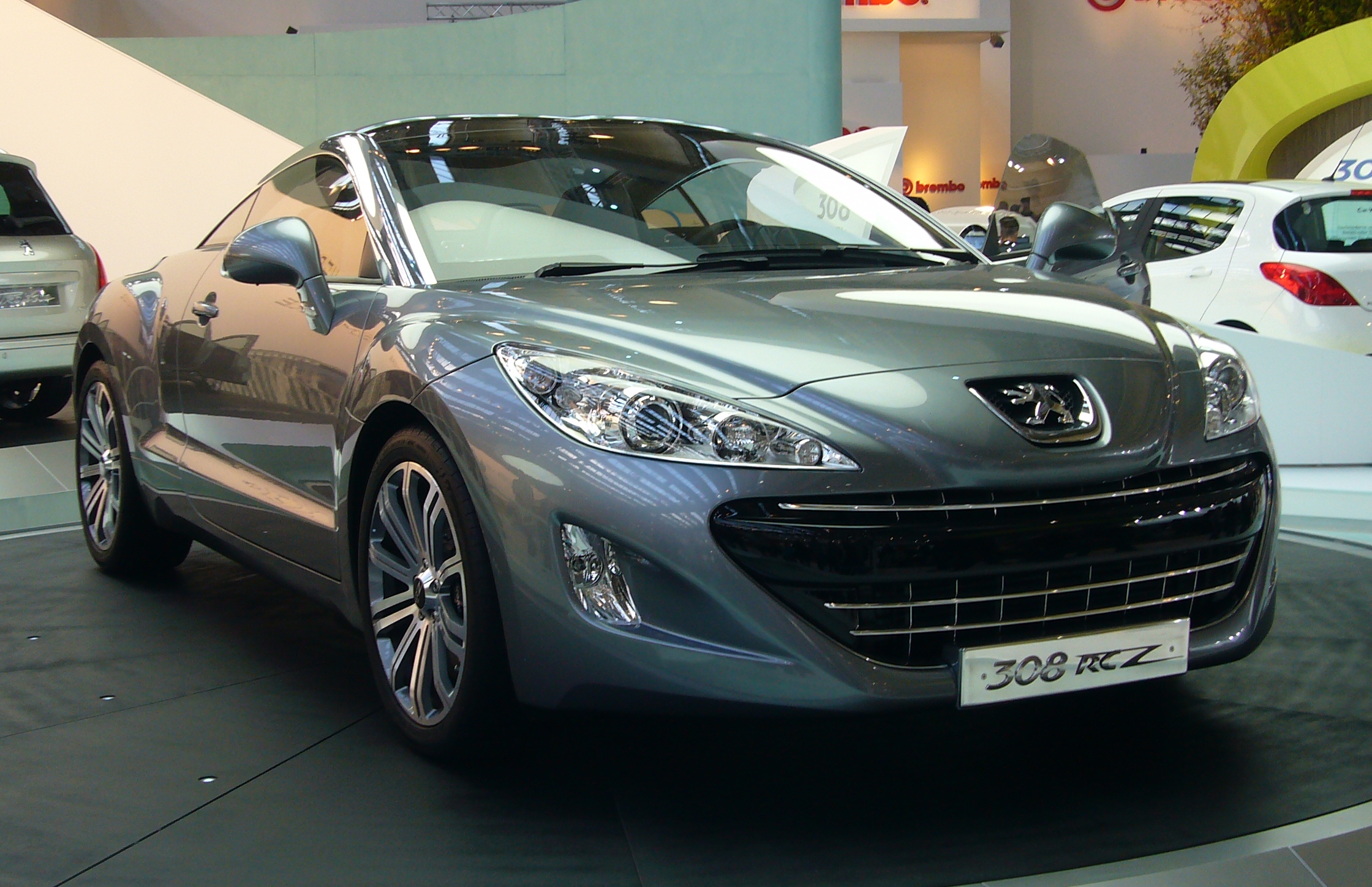 Peugeot 308 RC Z (front quarter)