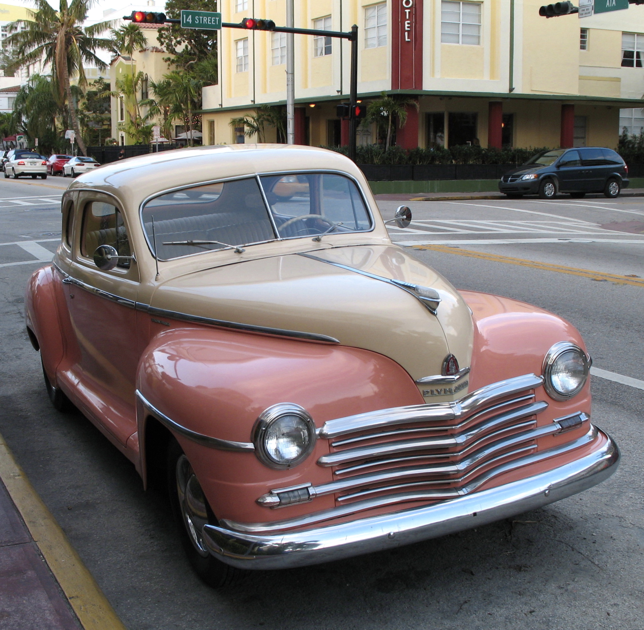 Plymouth Coupe 1948
