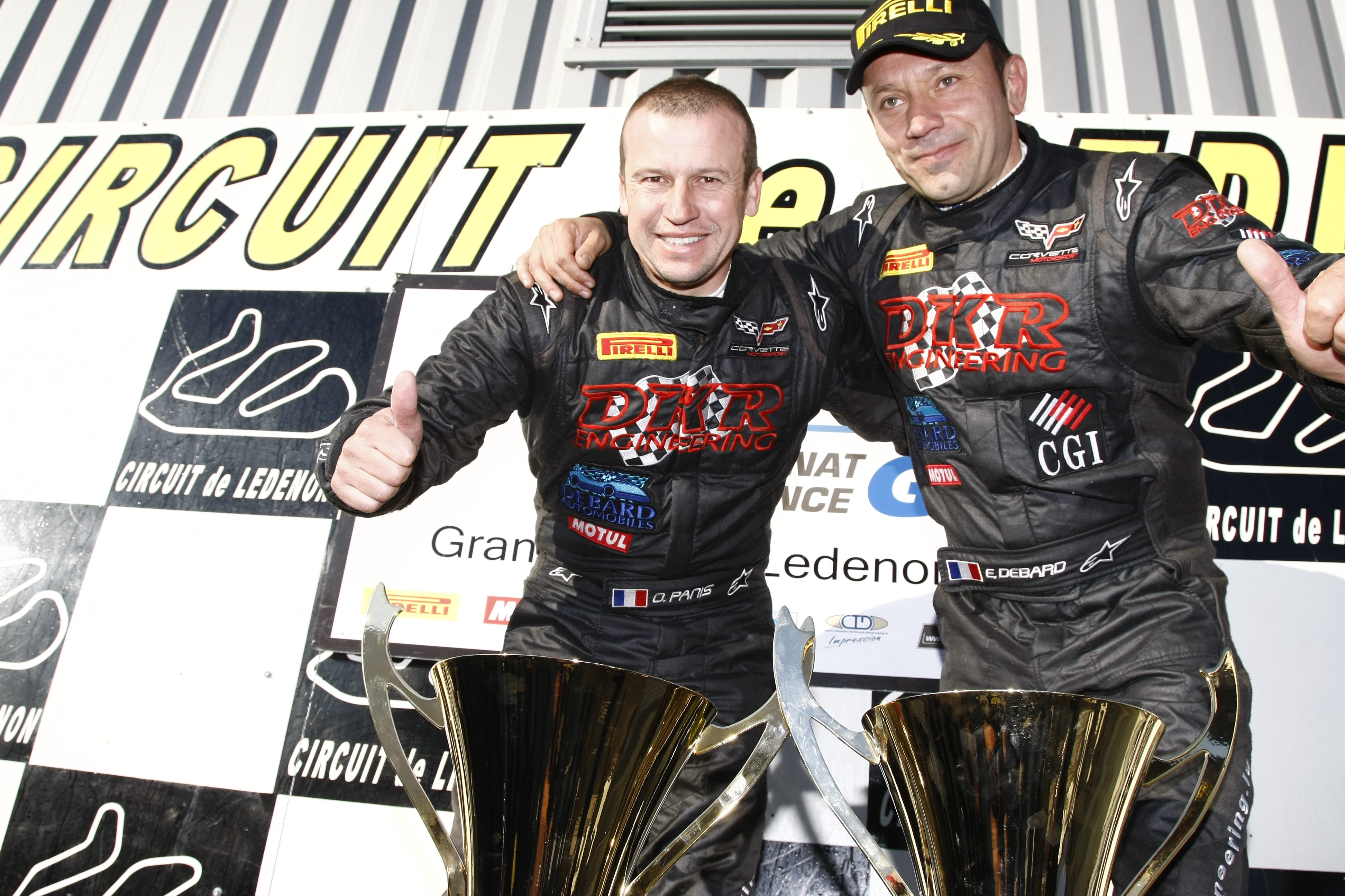 Podium FFSA Debard-Panis