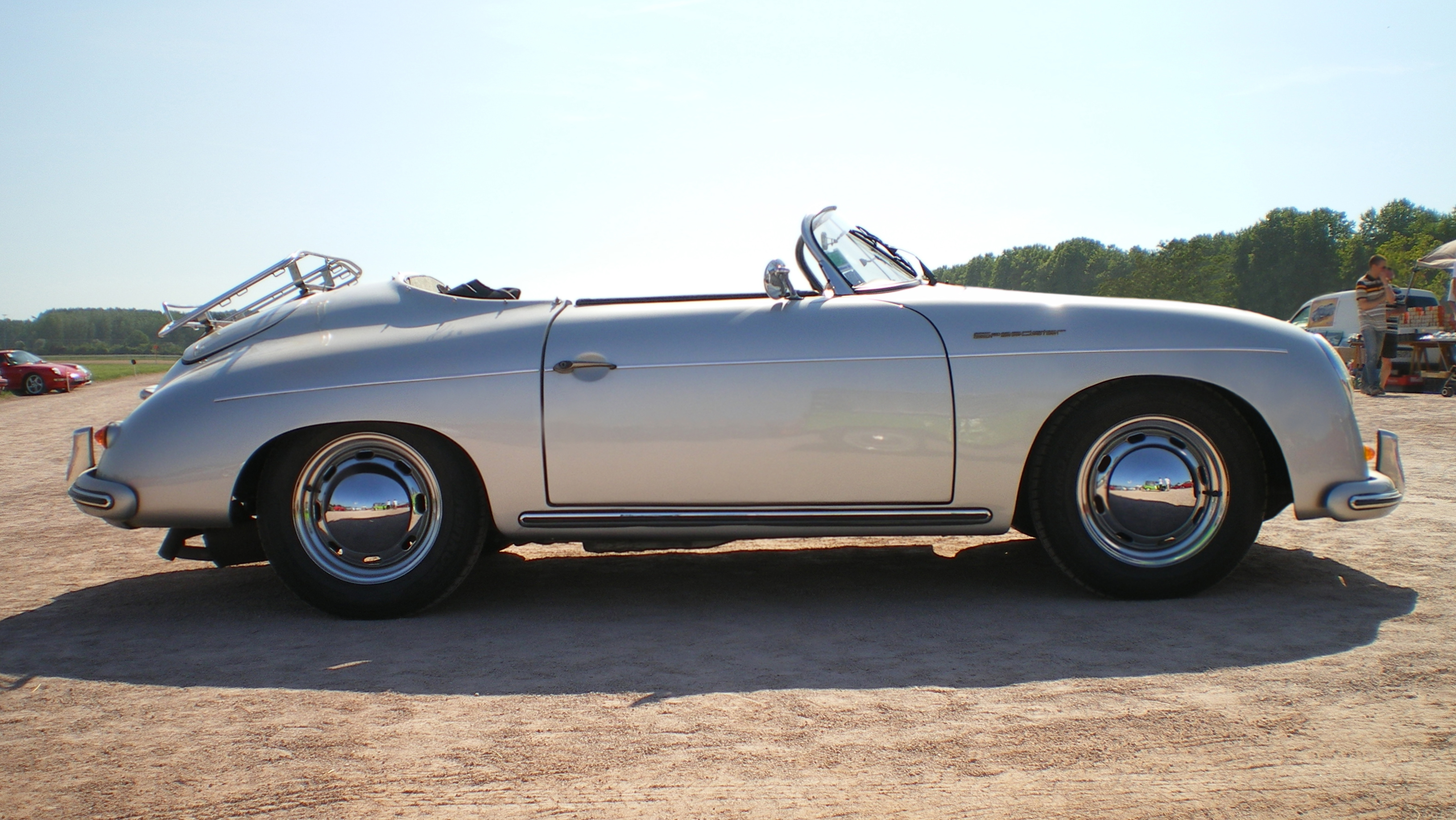 Porsche-Speedster-flanc-droit