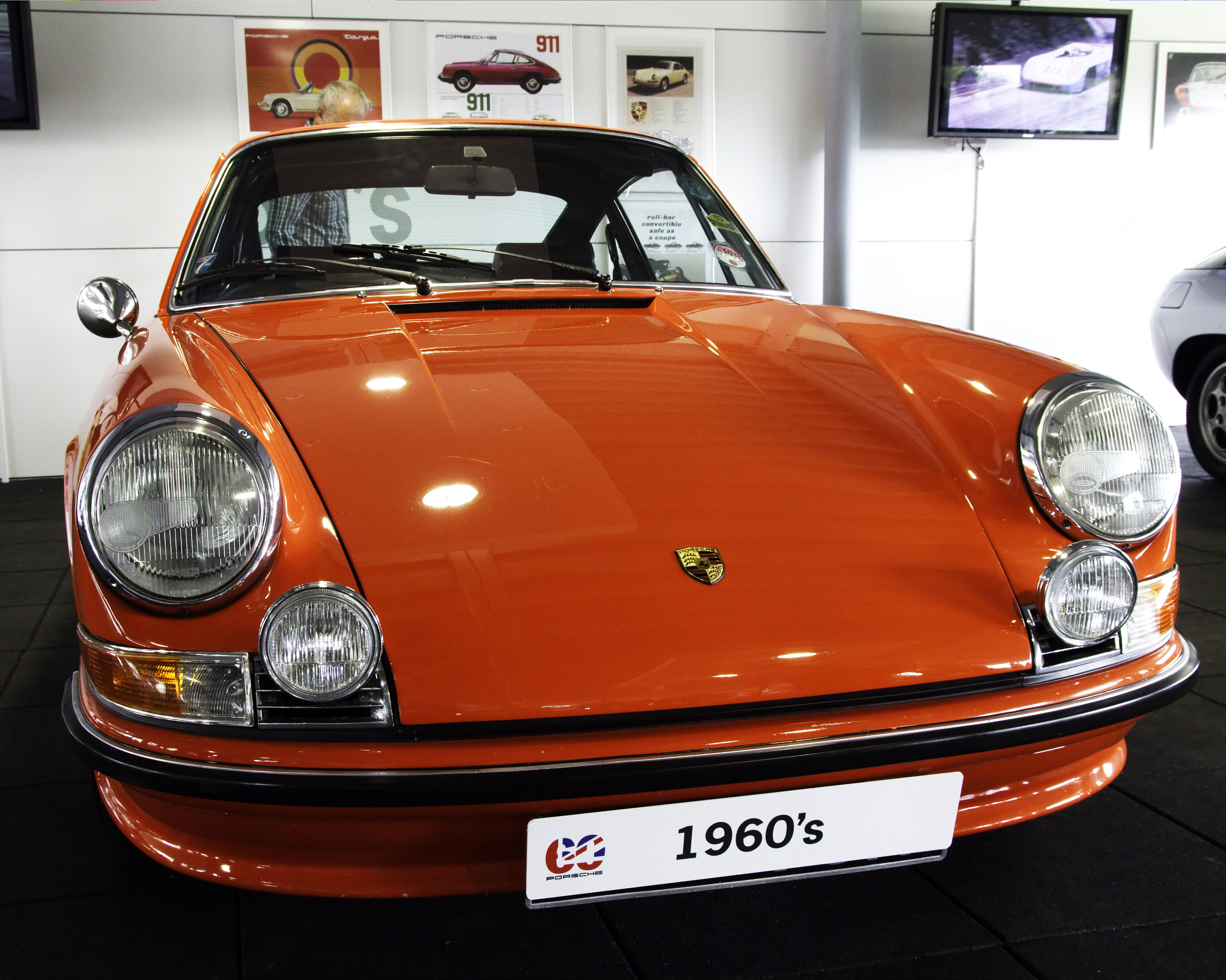 Porsche 911 S 2.2L - Flickr - andrewbasterfield
