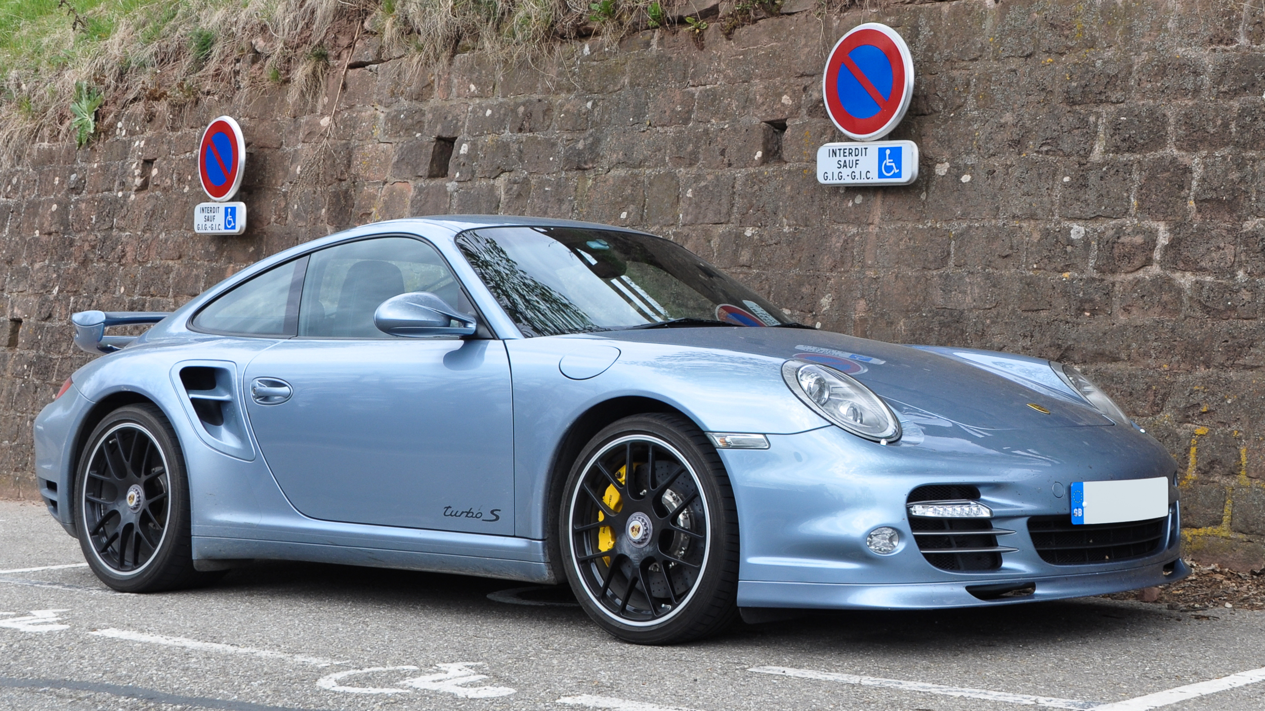 Porsche 911 Turbo S
