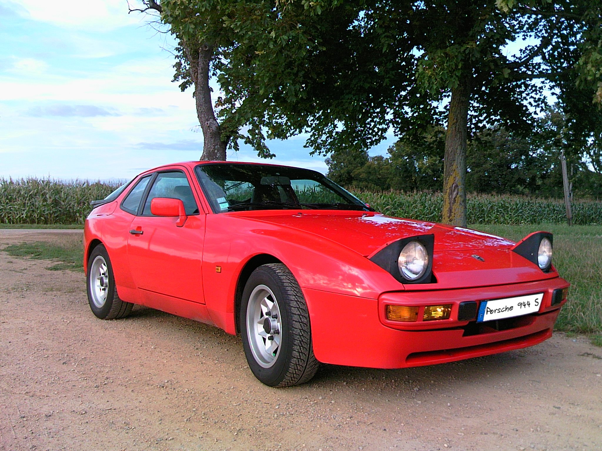 Porsche 944S 3 quart avant