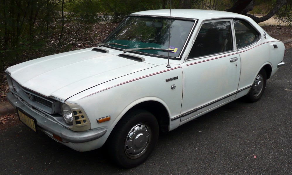 1971-1974 Toyota Corolla (KE25-D) Deluxe coupe 05