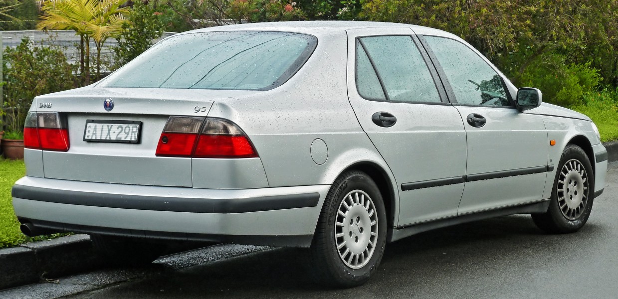 1997-2001 Saab 9-5 S sedan (2011-07-17)