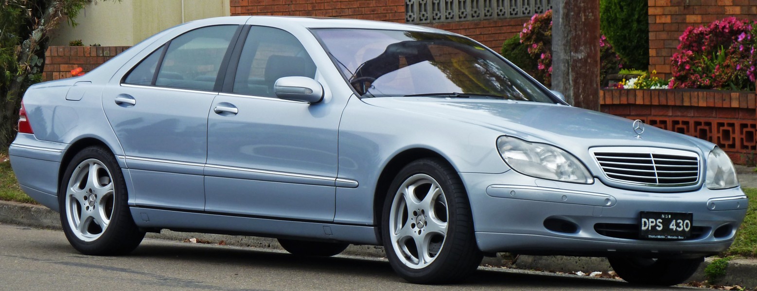 1999-2002 Mercedes-Benz S 430 (W220) sedan 02