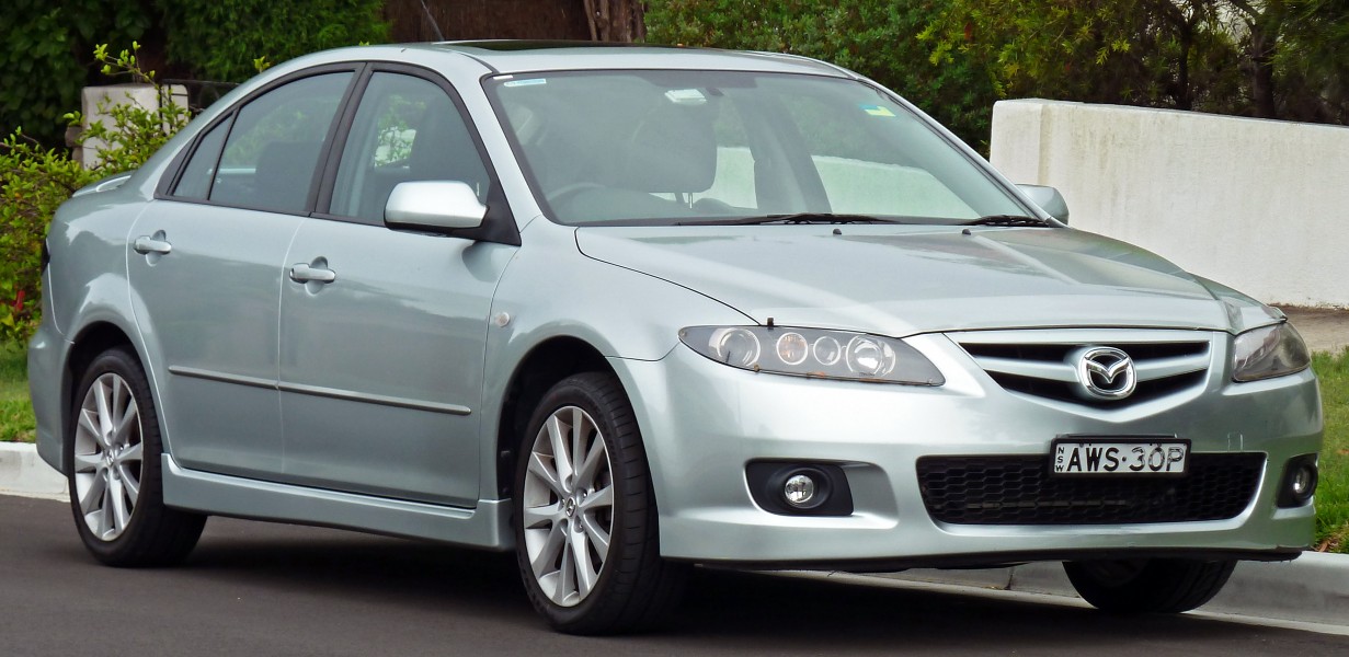 2005-2007 Mazda 6 (GG Series 2) Luxury Sports hatchback (2011-01-13)