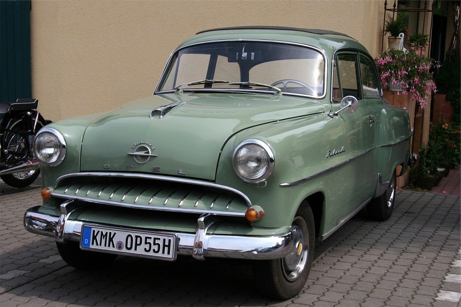 2007-06-10 Opel Olympia Rekord, Bj. 1955 (retusch)