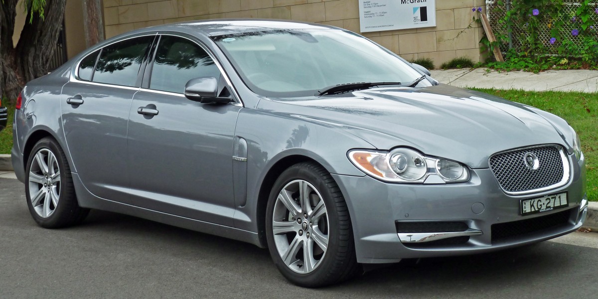 2009-2010 Jaguar XF (X250 MY10) Luxury sedan (2011-01-13)