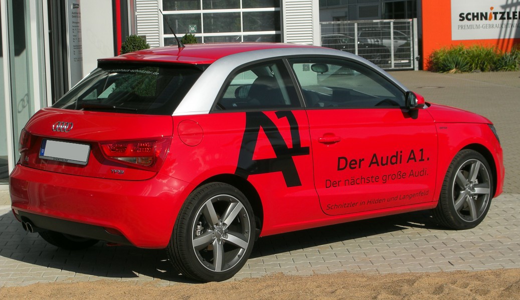 Audi A1 1.4 TFSI Ambition rear-1 20100904