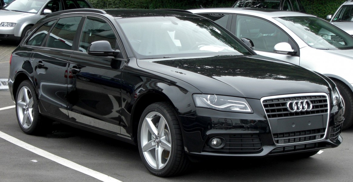 Audi A4 Avant (B8) front