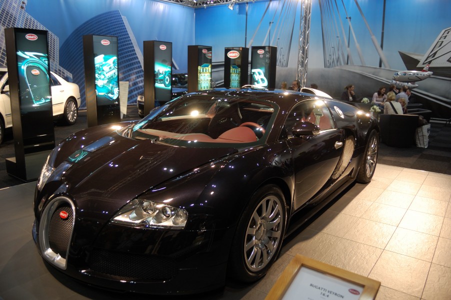 Bugatti Veyron 16.4 - 002 - Flickr - Cha già José