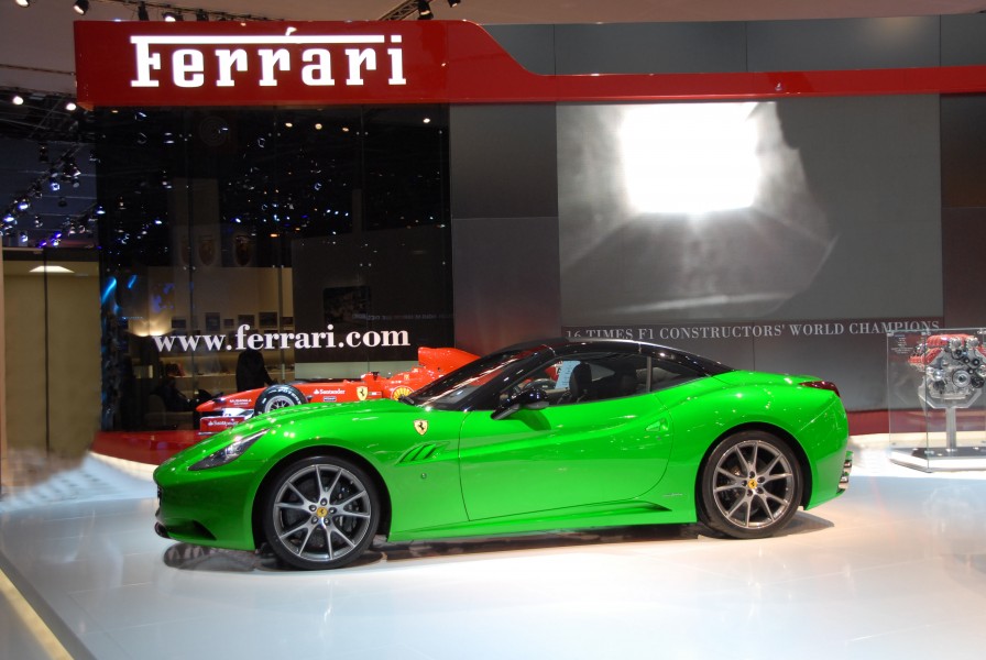 Ferrari California Mondial 2010 verte