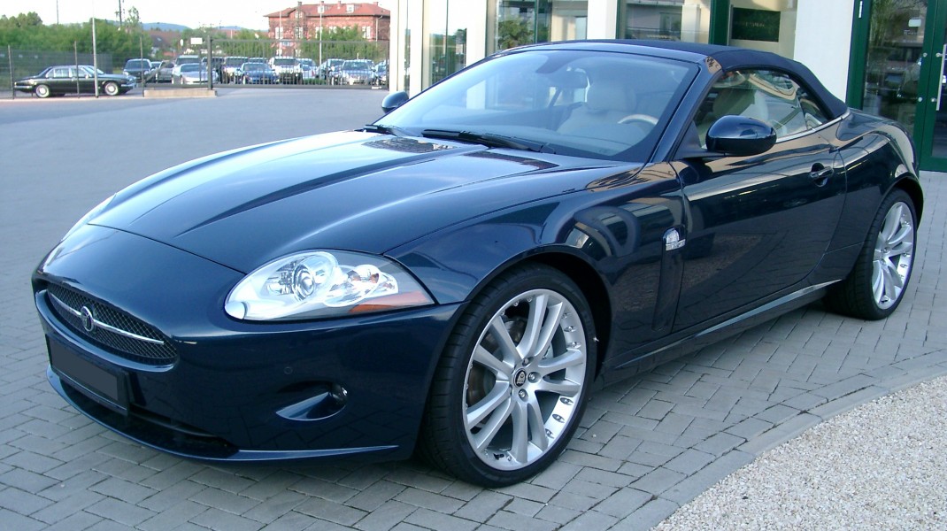 Jaguar XK8 Cabriolet front 20070520