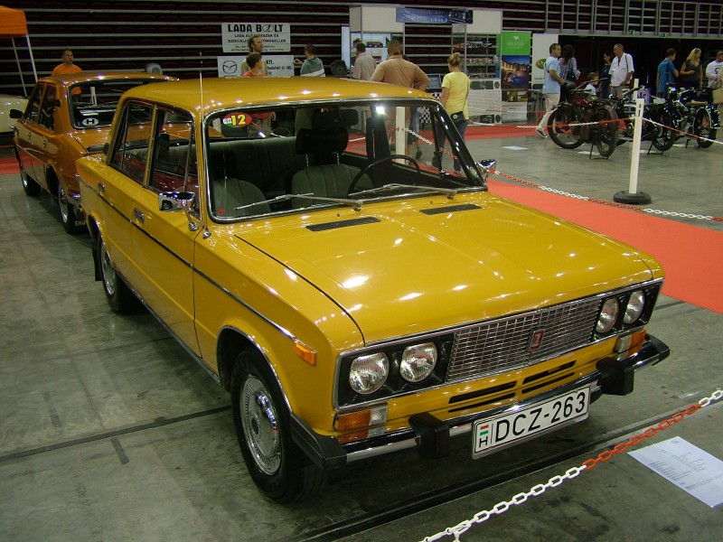 Lada 1600, produced in 1978, at the I. International Oldtimer and Youngtimer Festival, Budapest, 2011
