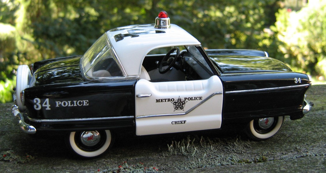 Metropolitan scale model police car Franklin Mint