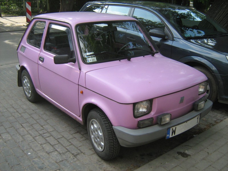 Polski Fiat 126p non-standard color