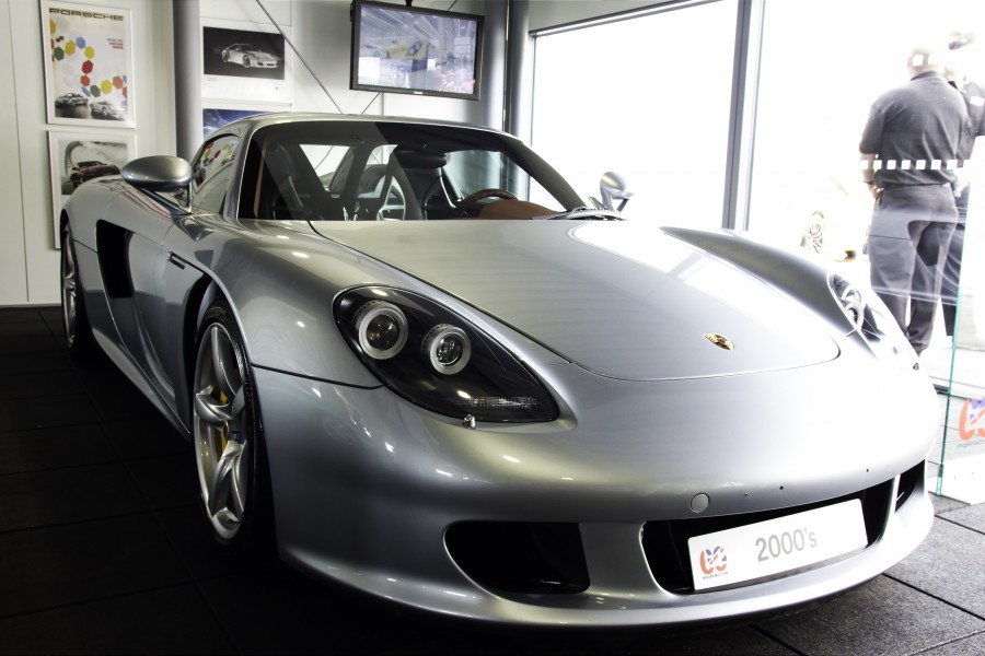 Porsche Carrera GT - Flickr - andrewbasterfield