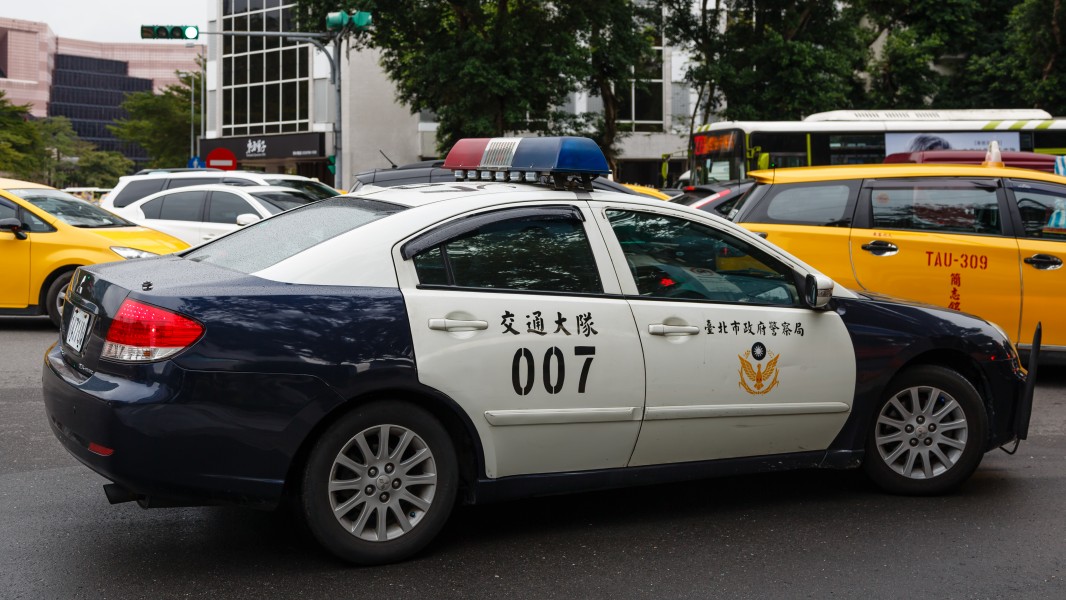 Taipei Taiwan Police-car-007-01
