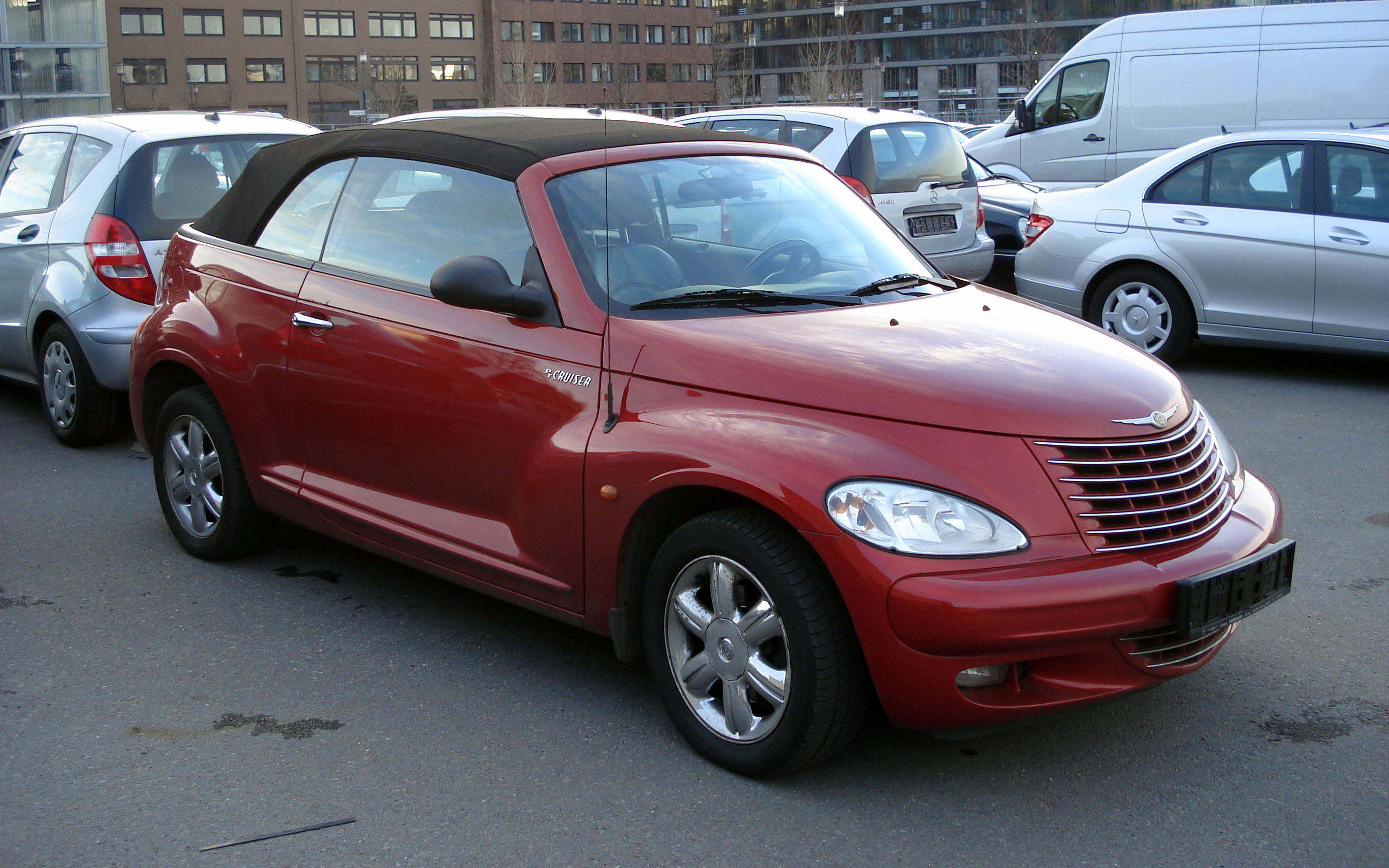 Red PT cruiser cabrio fr