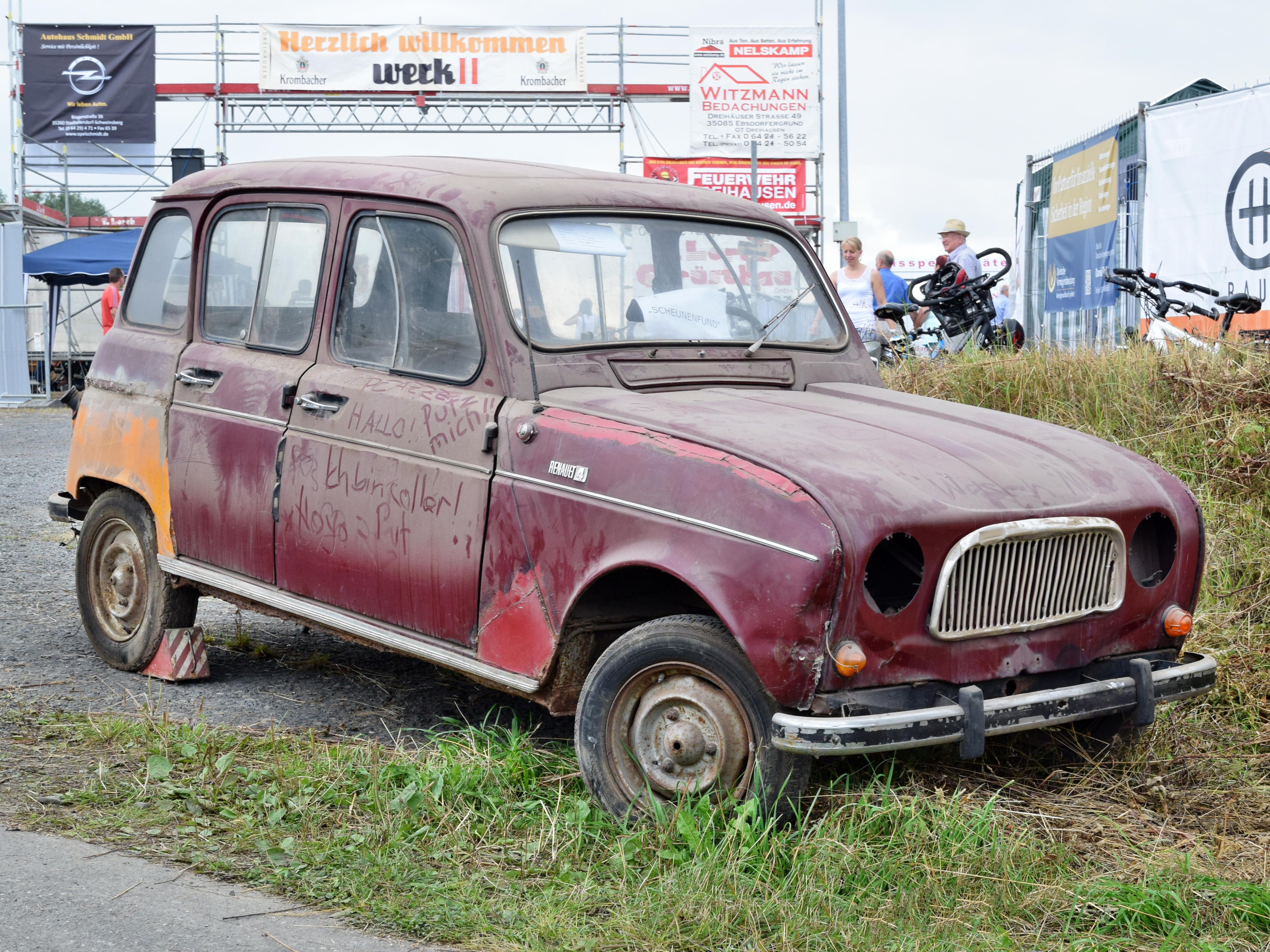 Renault 4 Dreihausen (1)