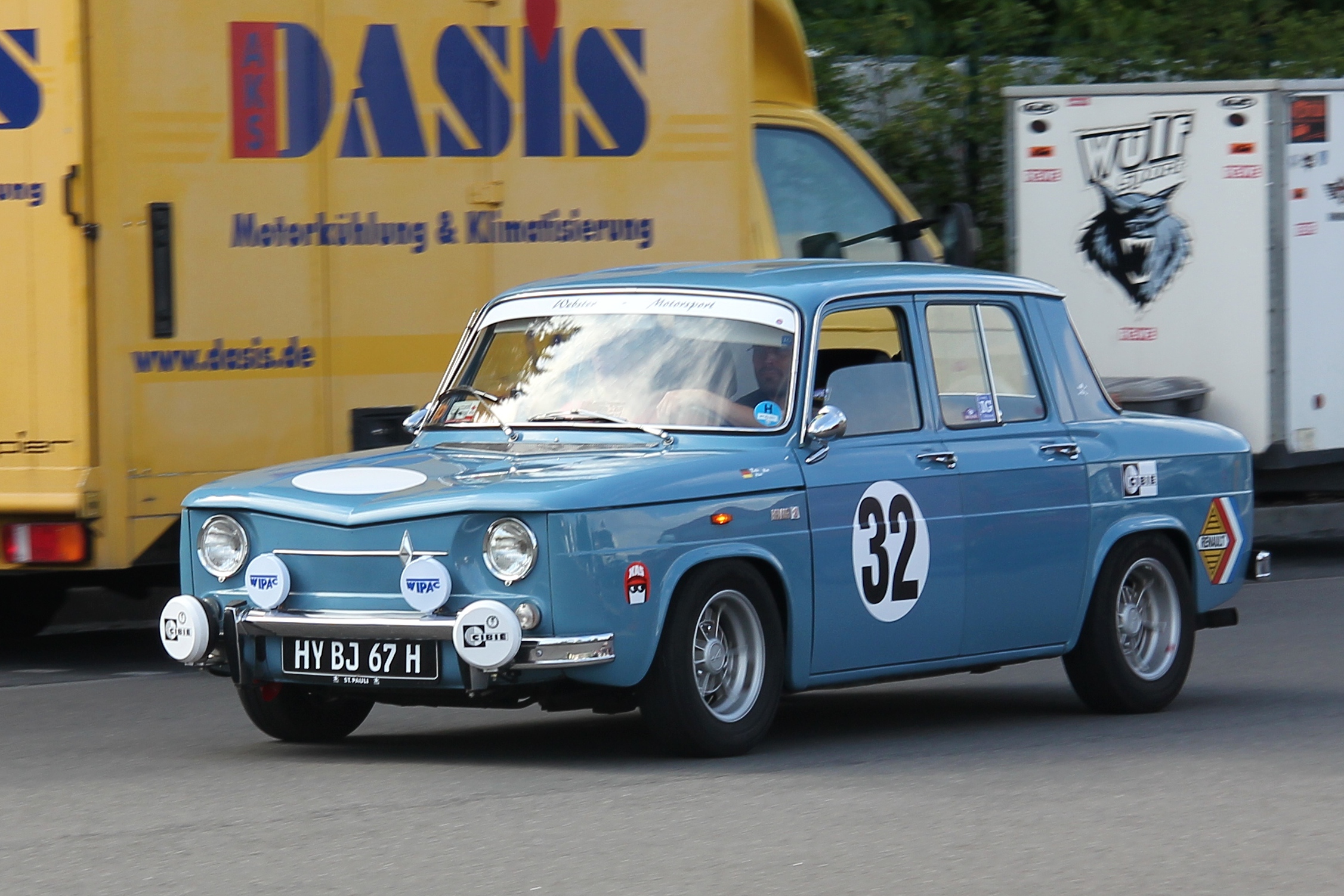 Renault 8 (Sp 2014-06-15)