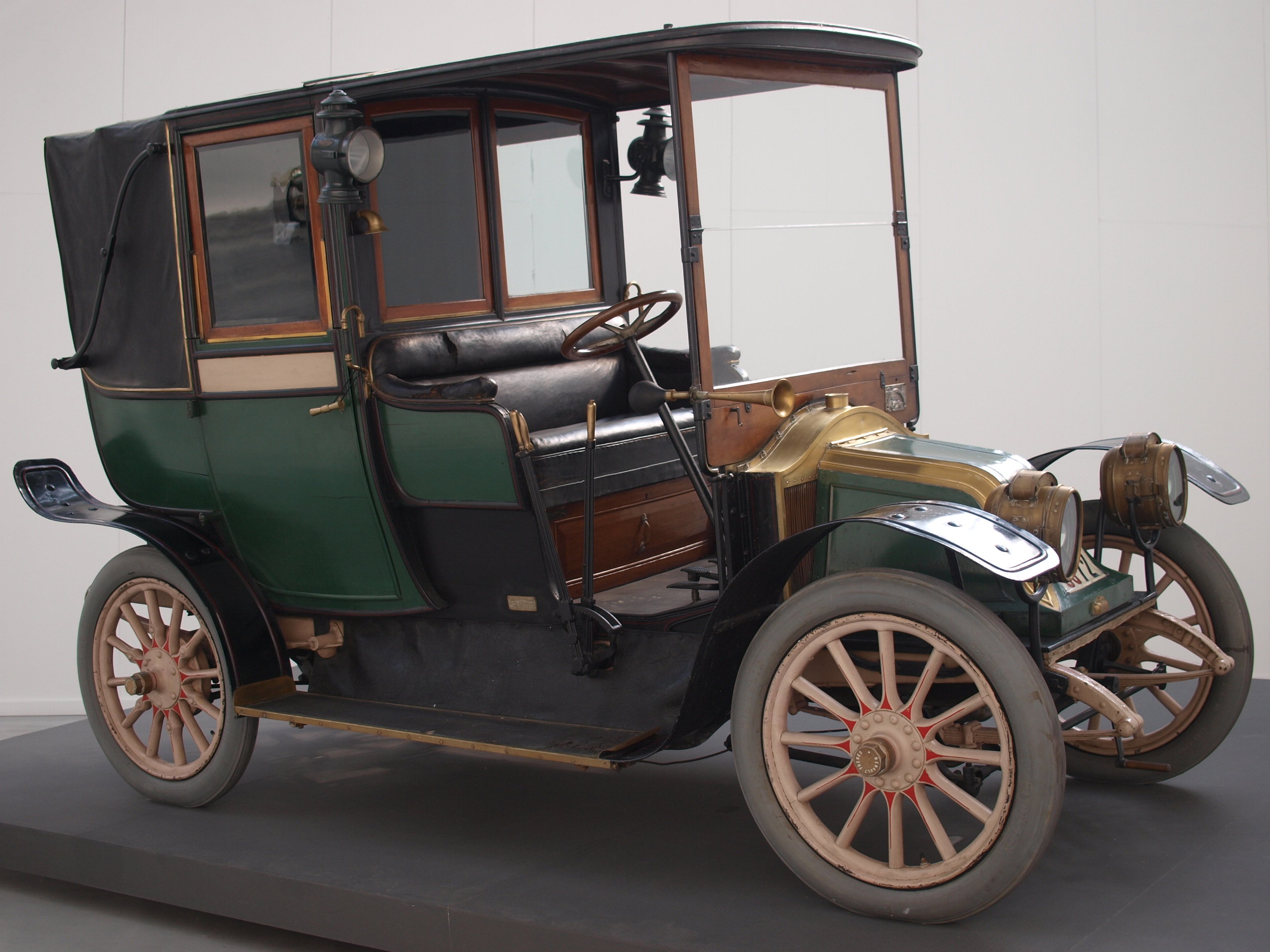 Renault AG-Fiacre Paris