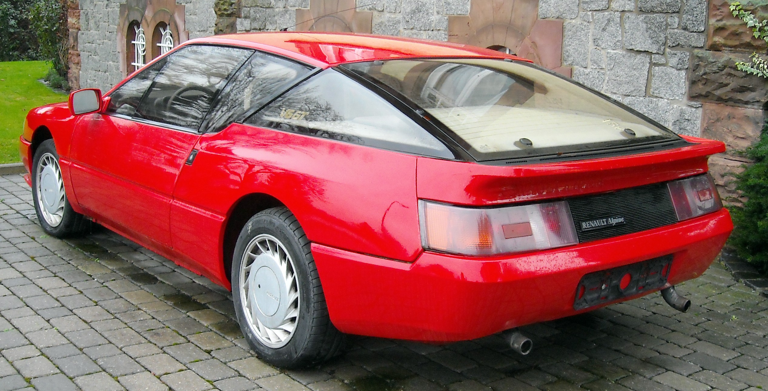 Renault Alpine GTA rear 20081206