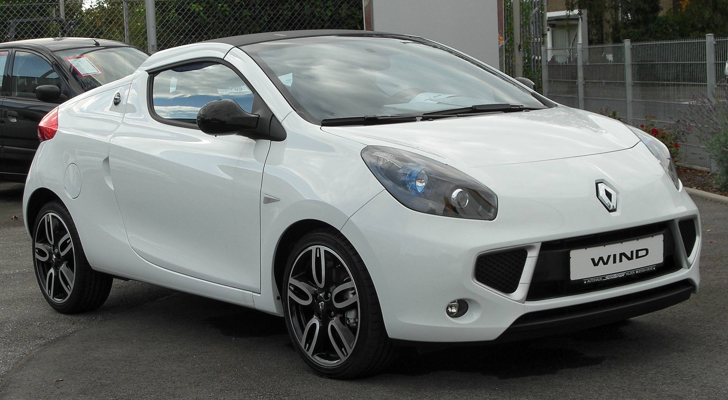 Renault Wind Dynamique TCe 100 front 20100918