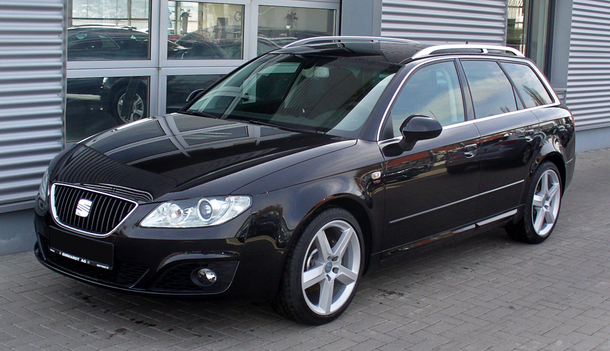 Seat Exeo ST 2.0 TDI Sport Magicoschwarz