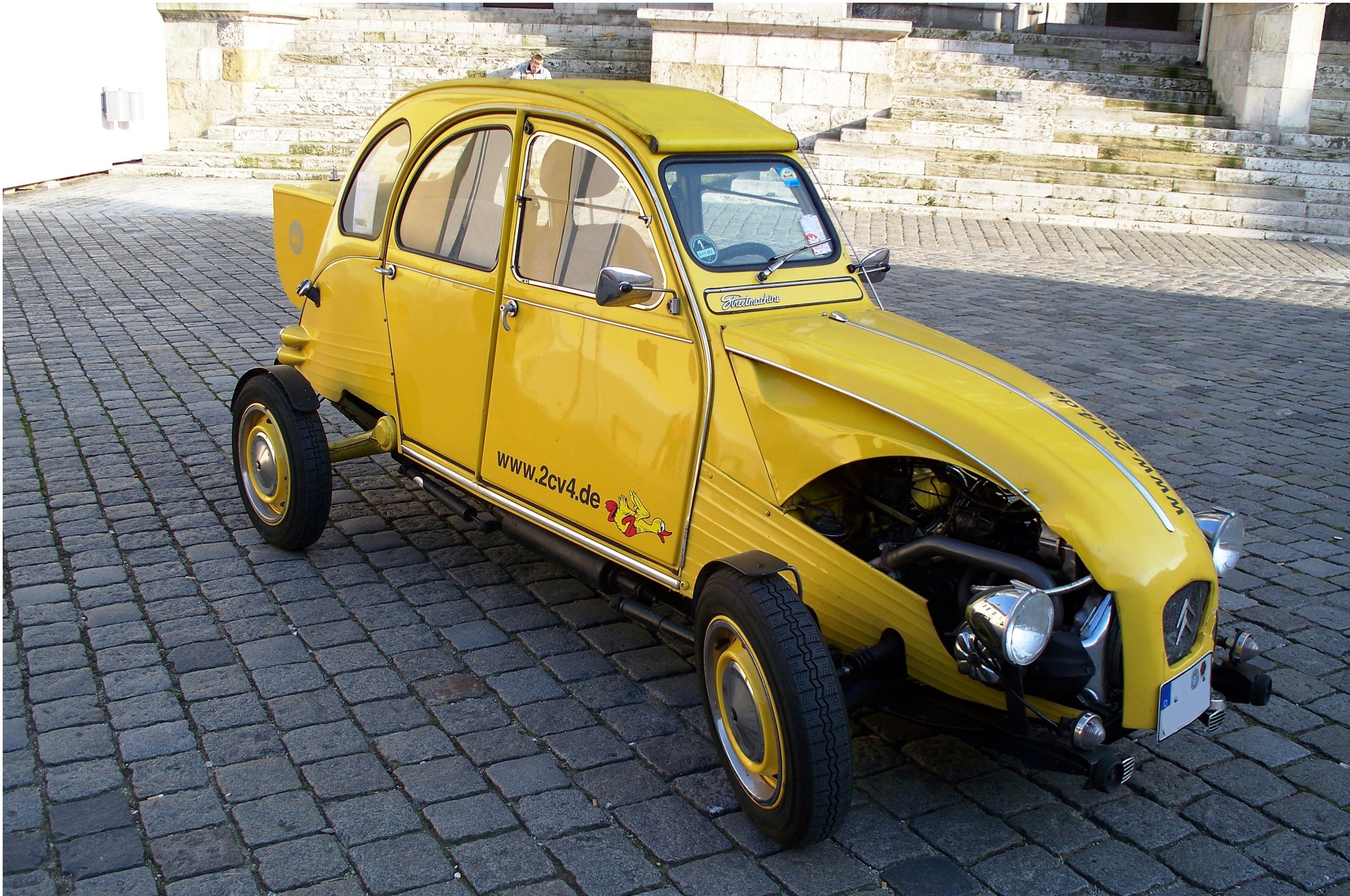 Semi Citroën 2CV