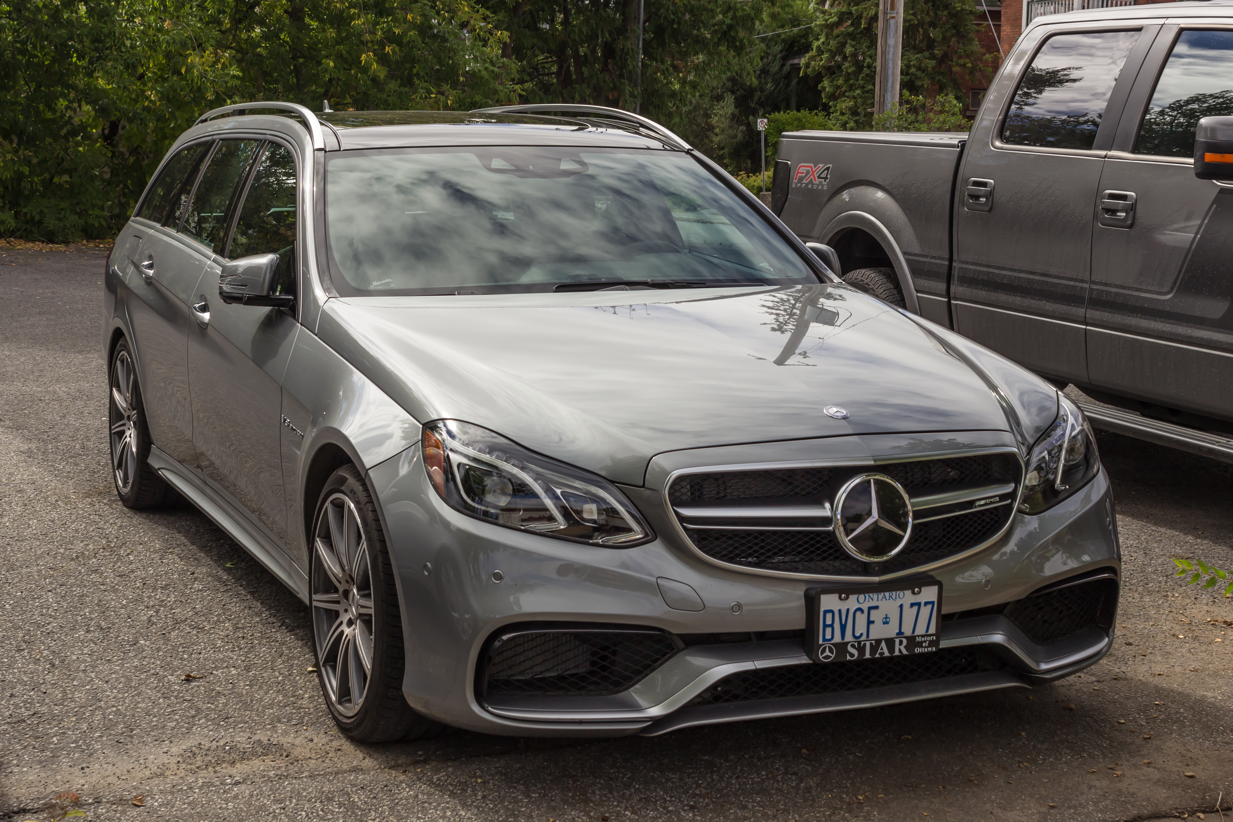 Silver Mercedes-Benz E 63 AMG (S212) fr
