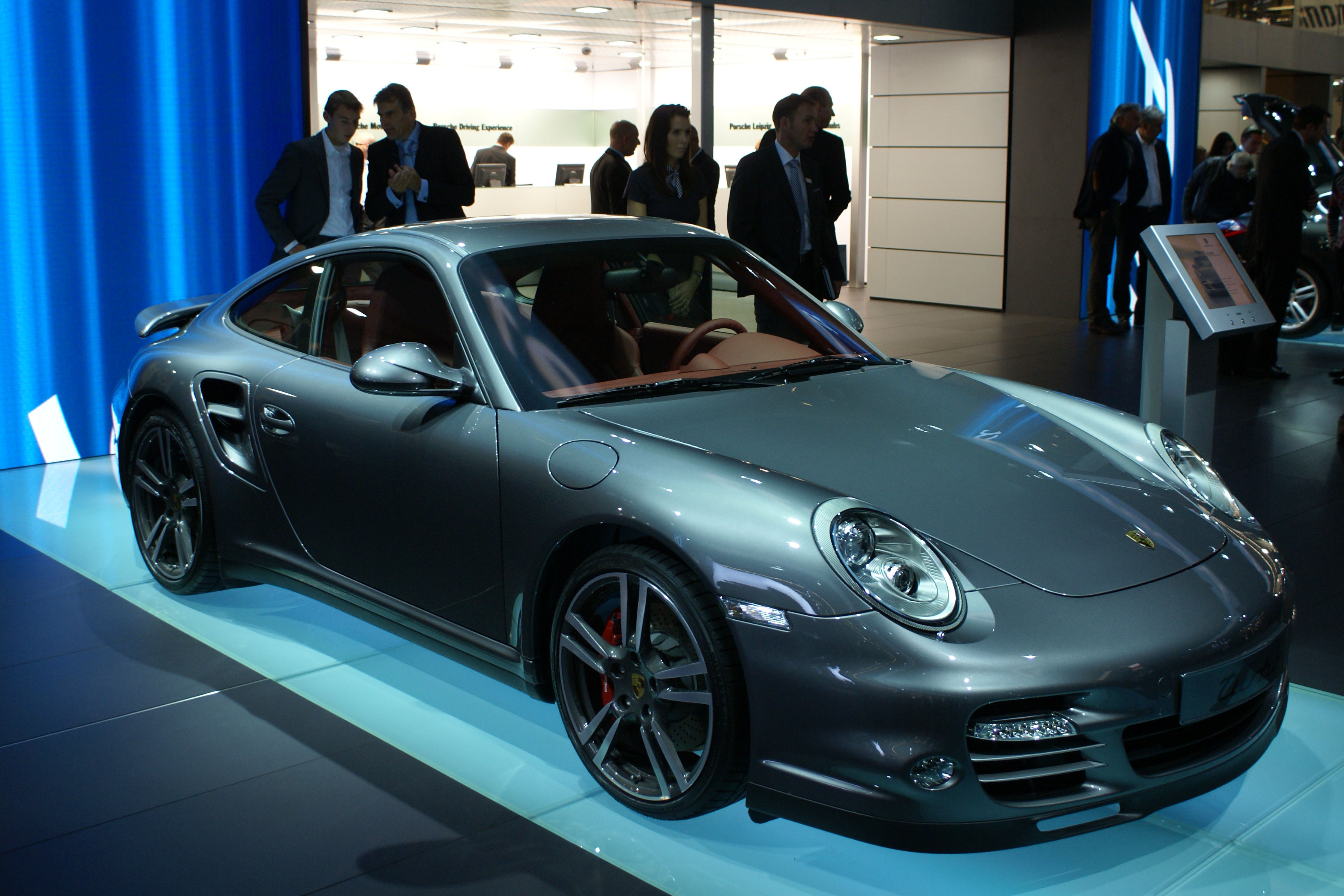 Silver Porsche 997 Turbo facelift IAA 2009