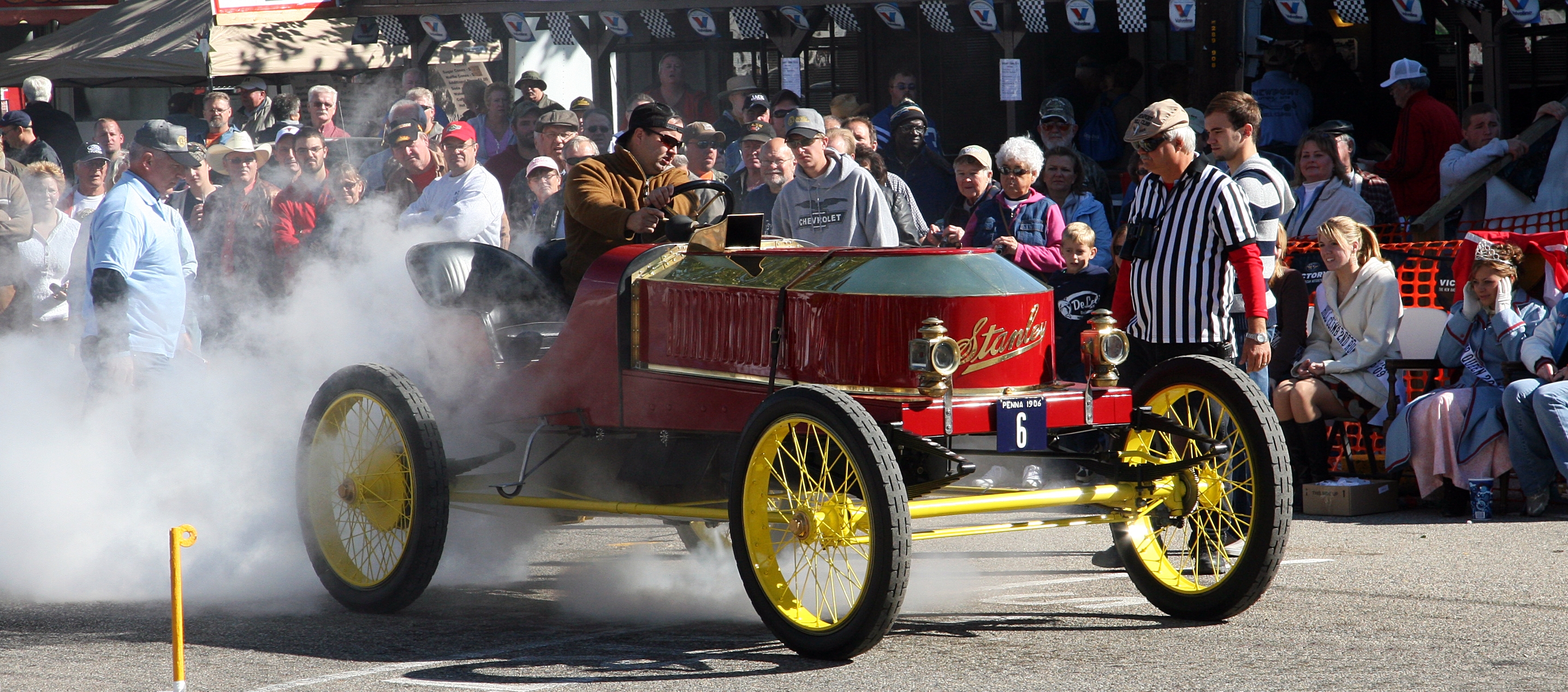 Stanley Steamer at 2009 Newport Hill Climb 1