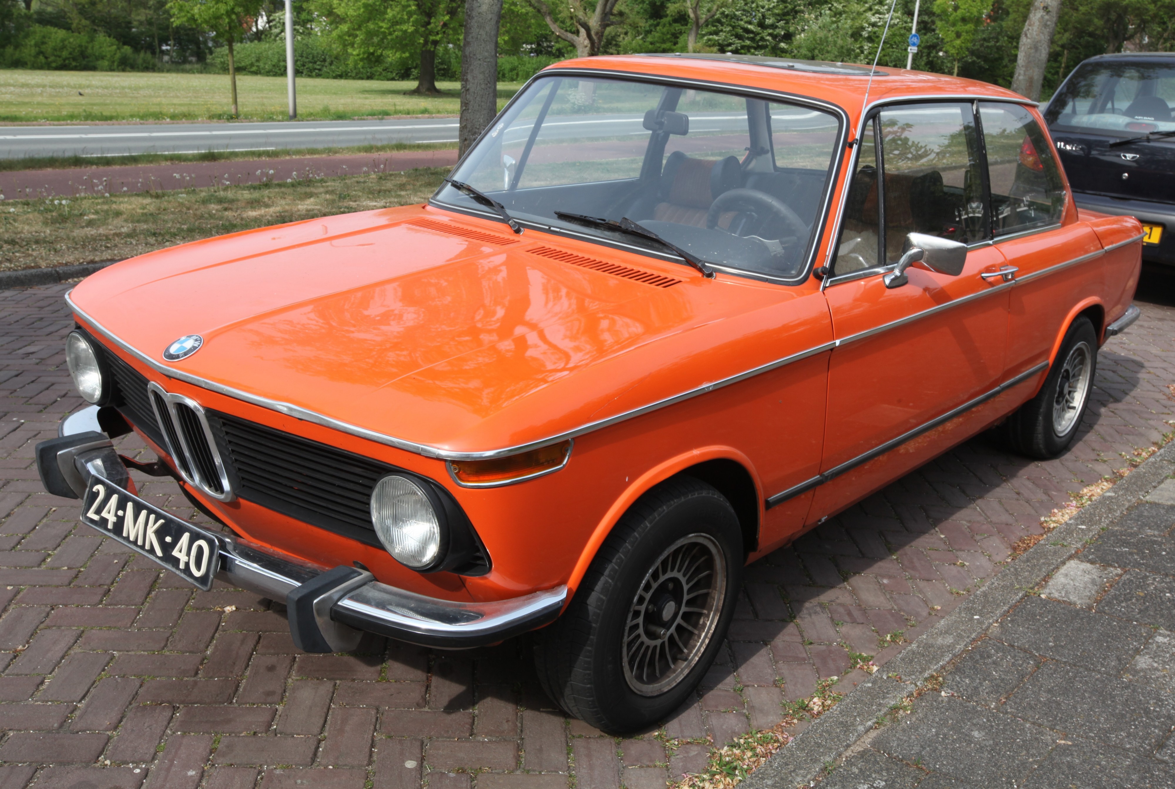 BMW 1502