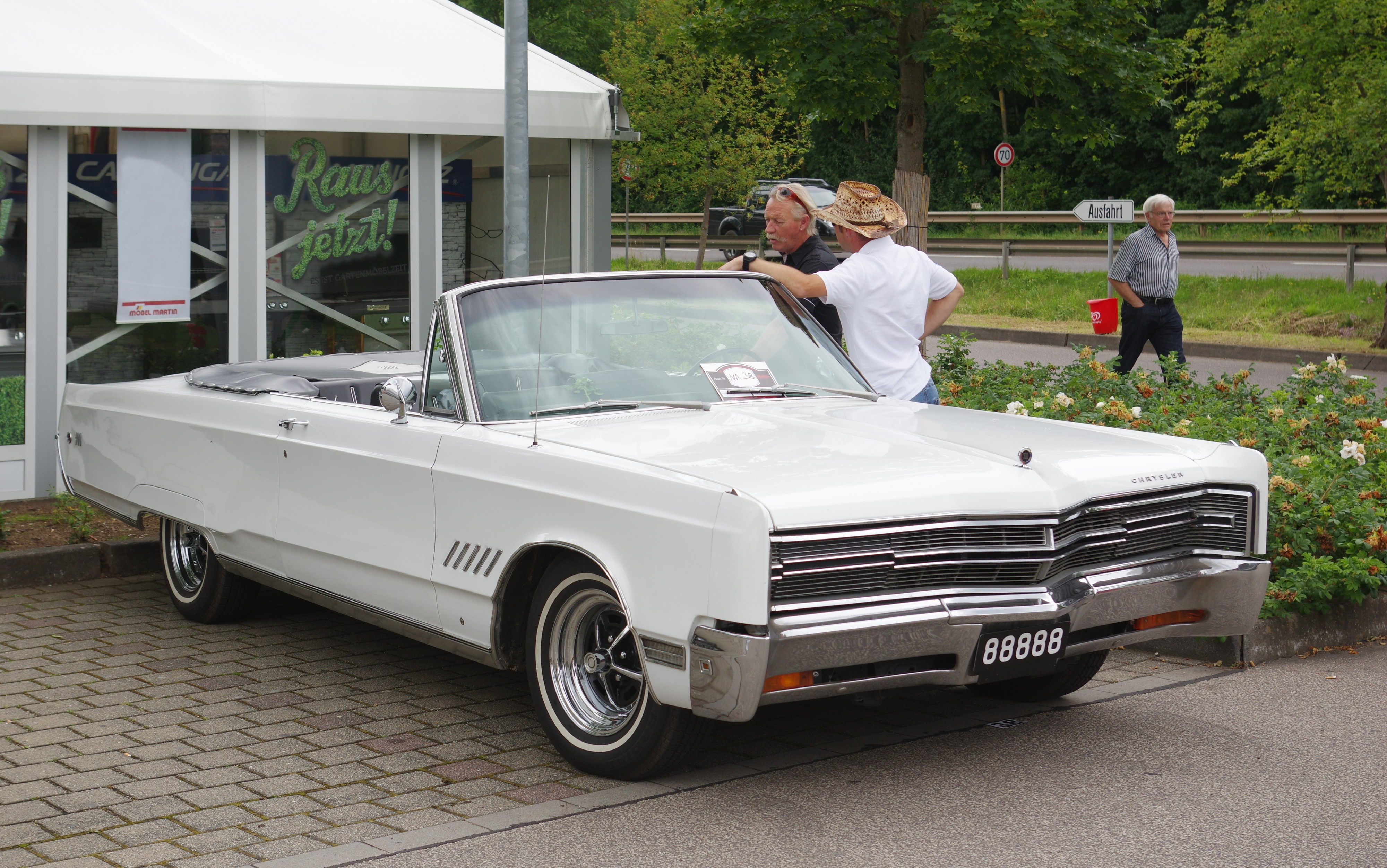 Chrysler 300 BW 2016-07-17 13-14-44