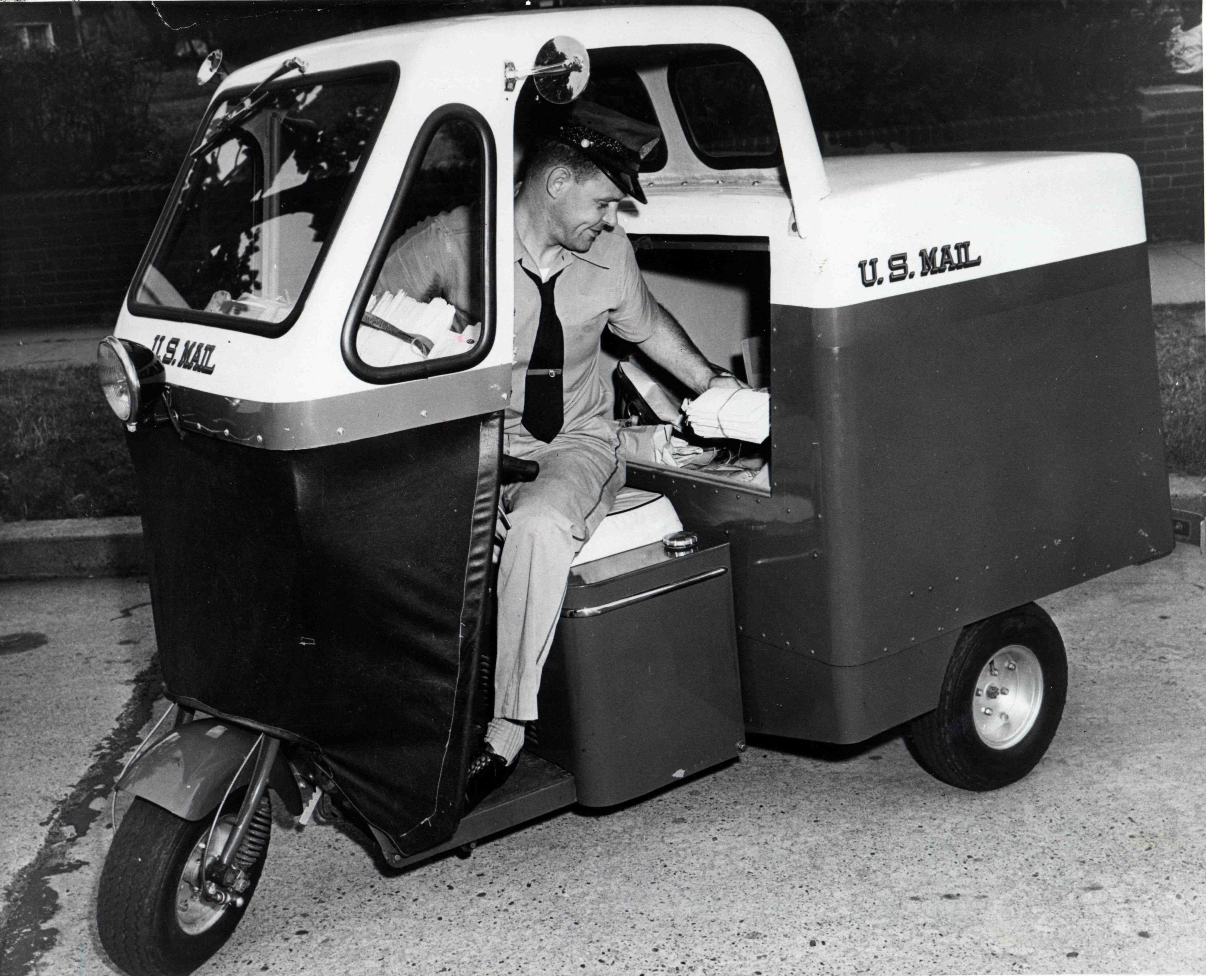 Cushman Mailster, 1955