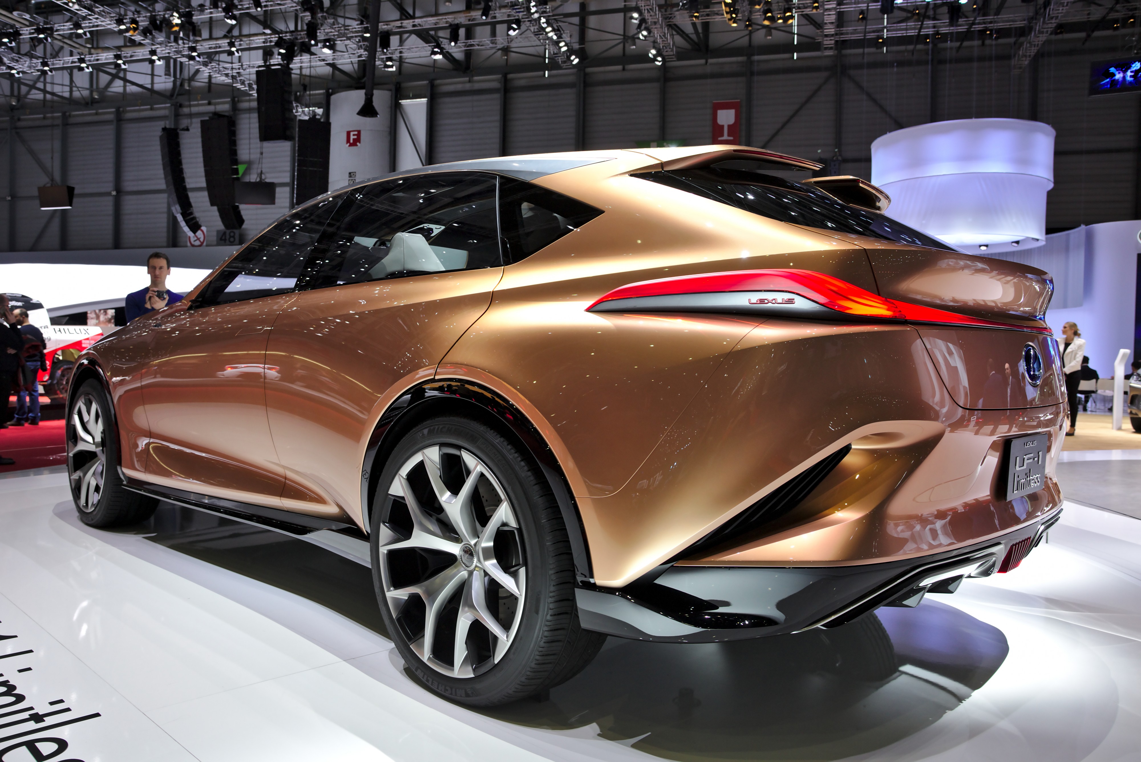 Lexus LF-1 Back Genf 2018