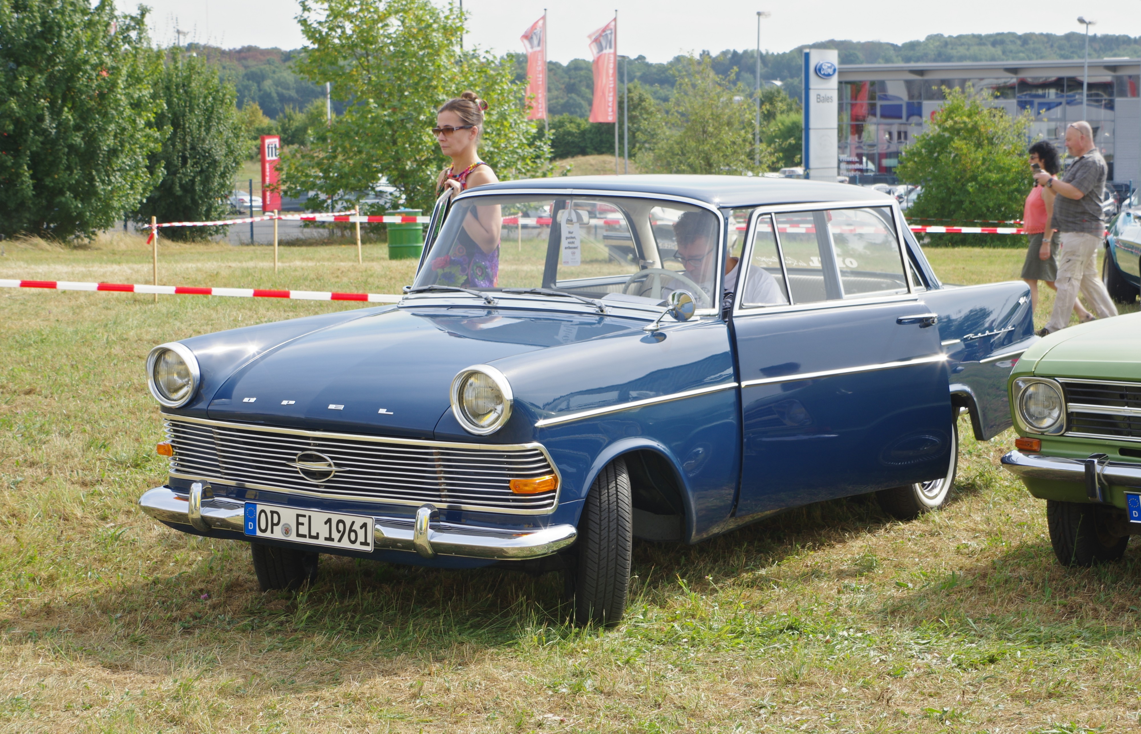 Opel Rekord P2 BW 2016-09-03 14-49-56