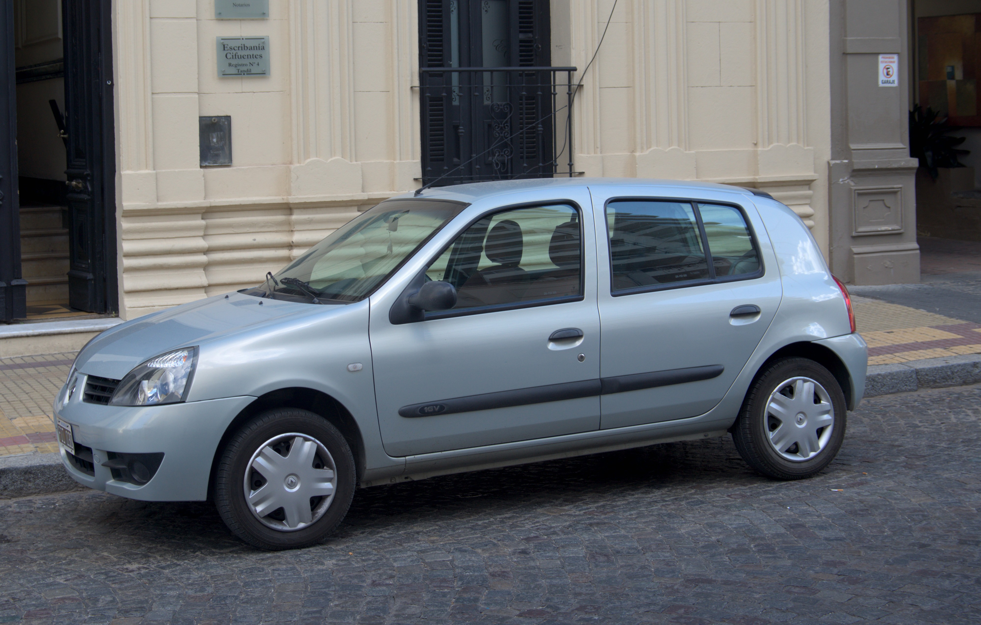 RenaultClioTandil-mar2016
