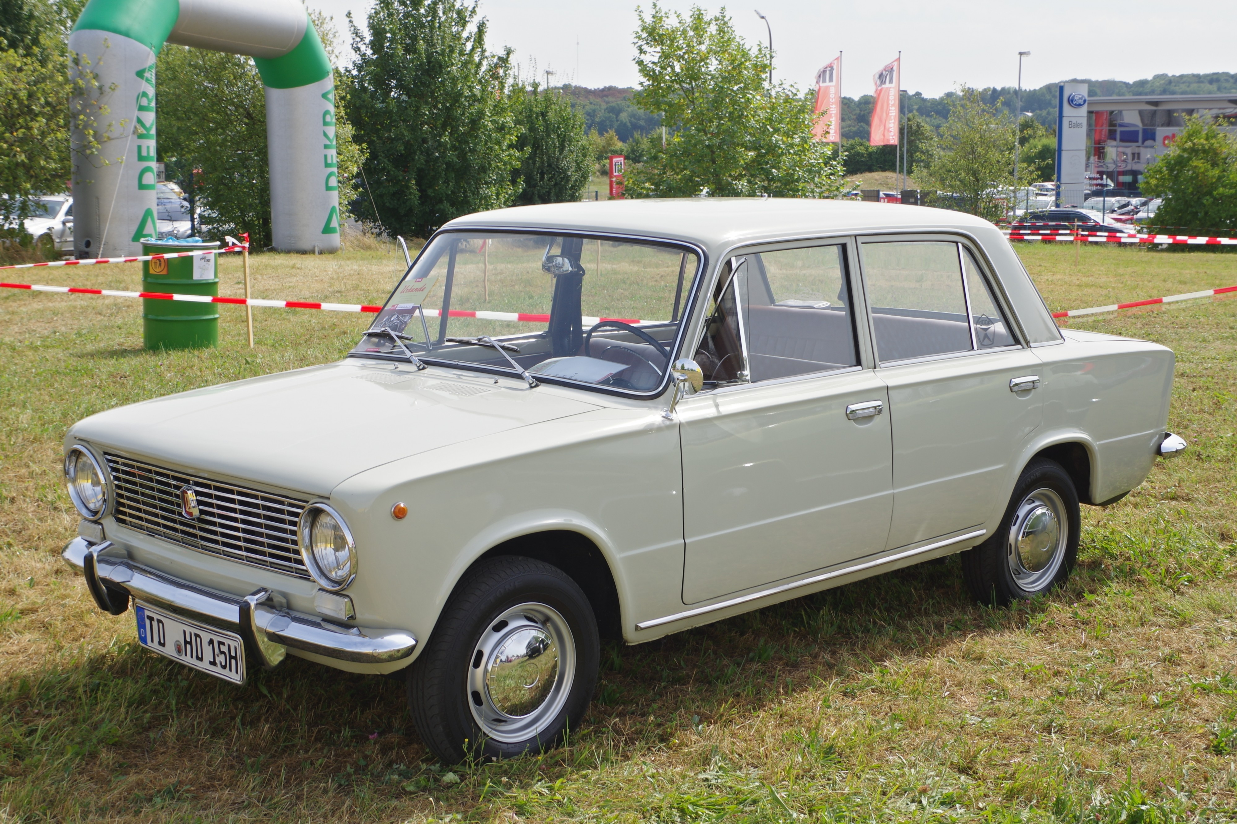 VAZ 2101 BW 2016-09-03 13-51-58
