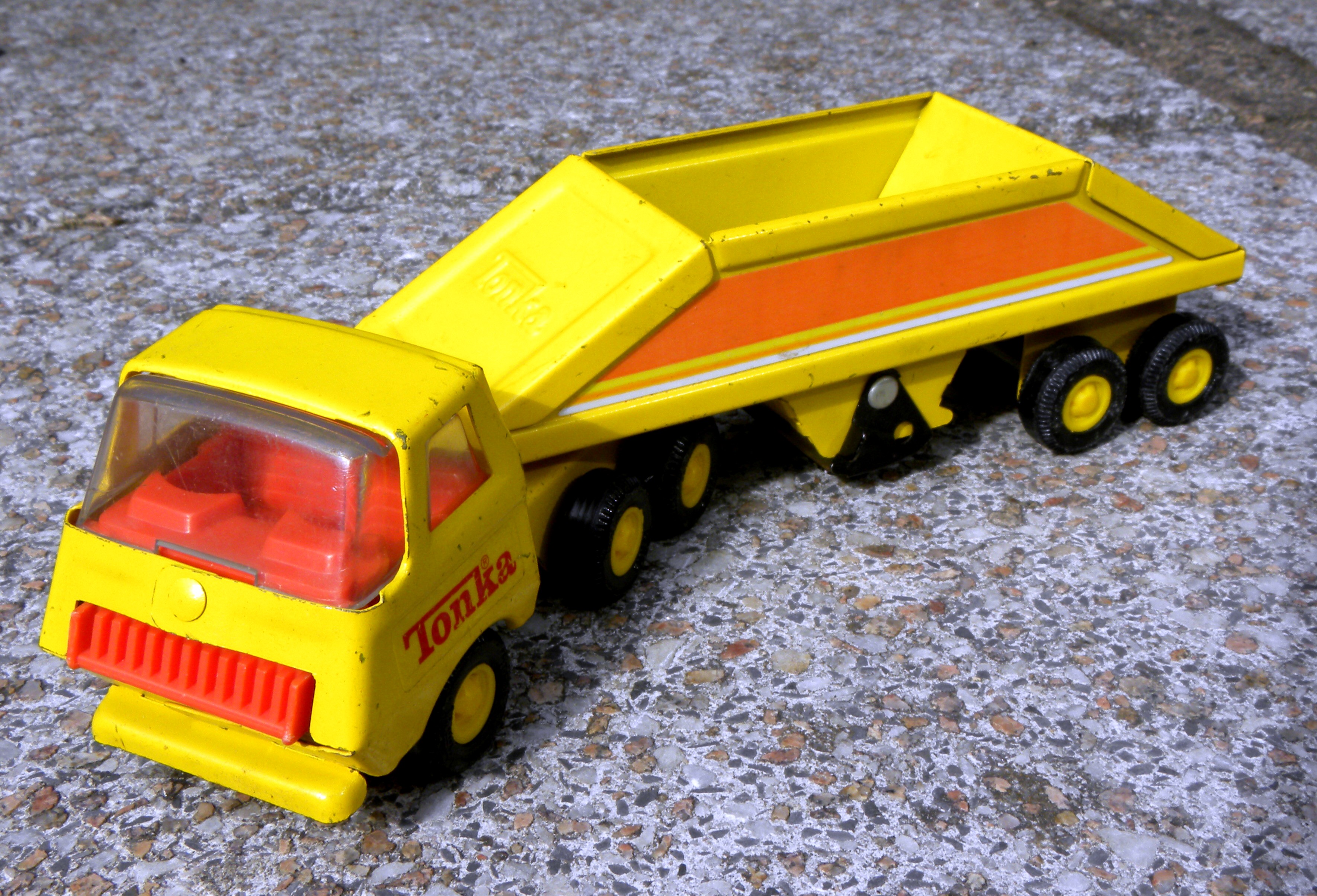Tonka Bottom dump truck