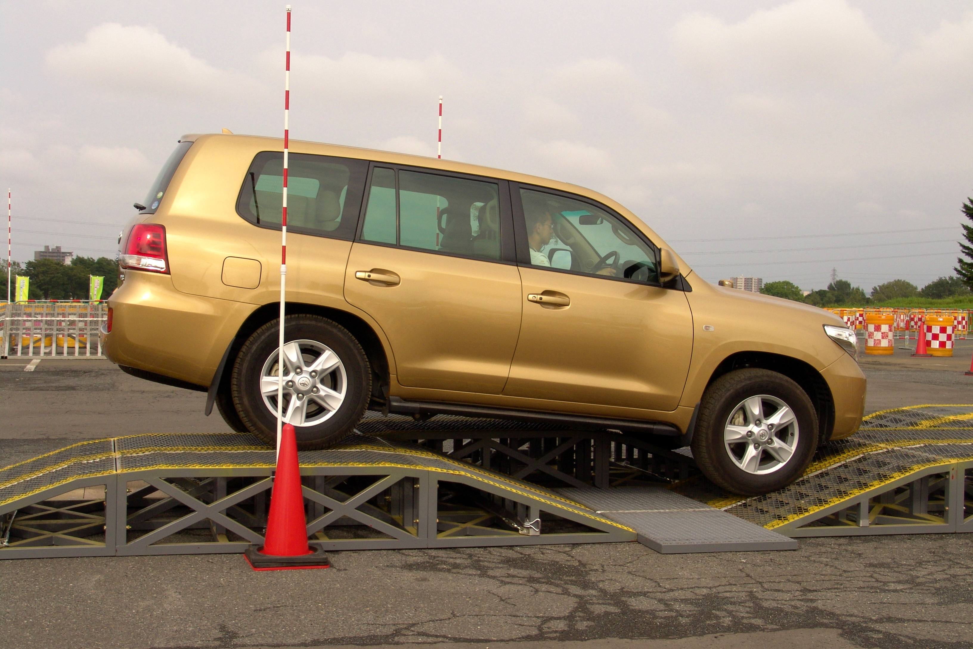 TOYOTA Landcruiser (LEXUS LX570) 2008 (2834890299)