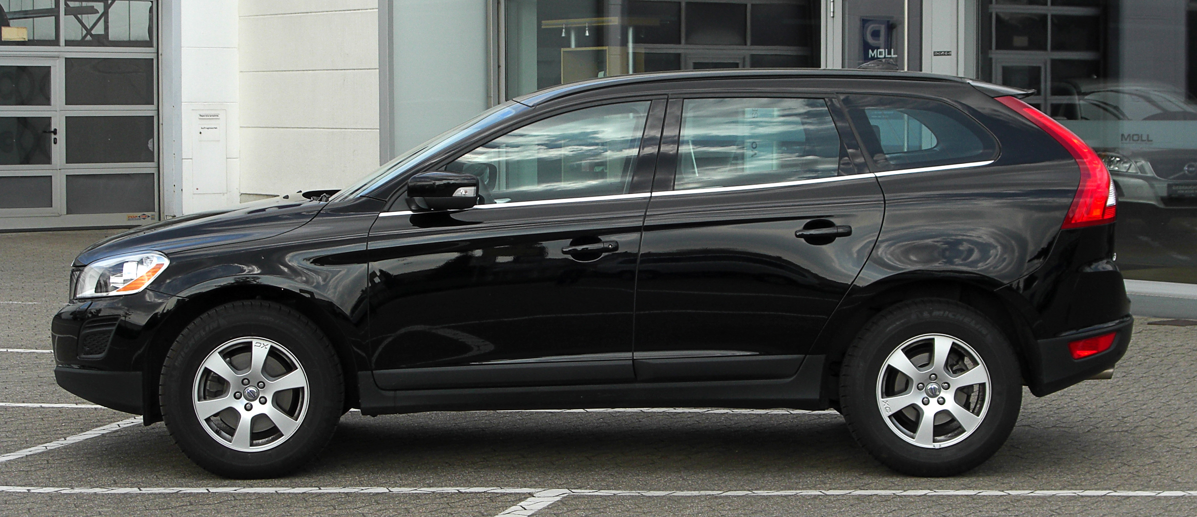 Volvo XC60 D3 – Seitenansicht, 16. April 2011, Hilden