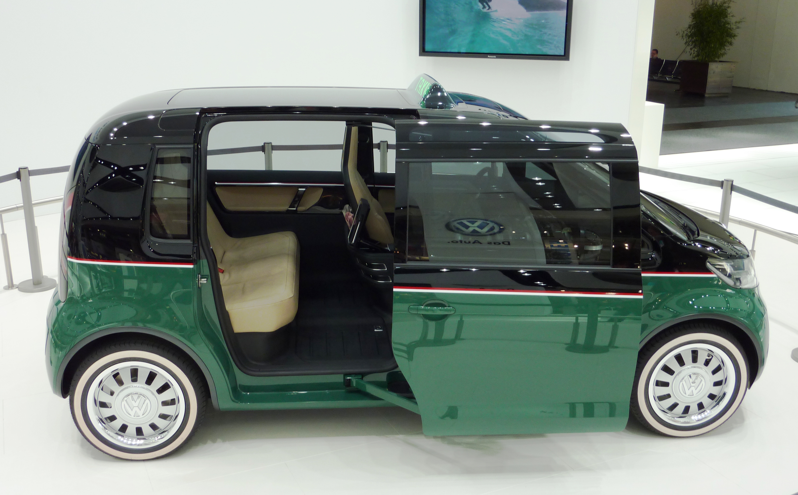 VW-Milano side