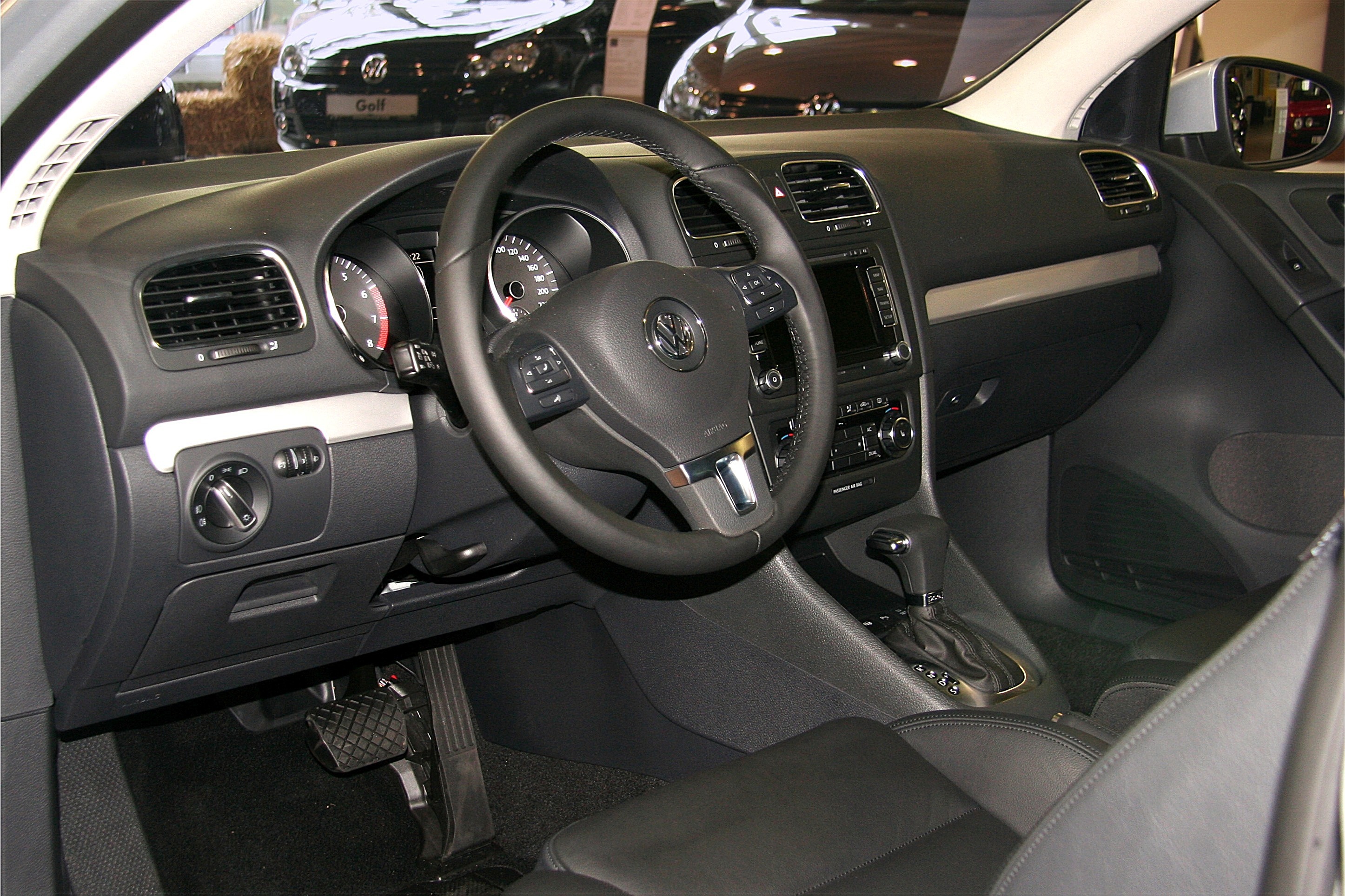 VW Golf VI TSI am 2008-10-11 (Cockpit)