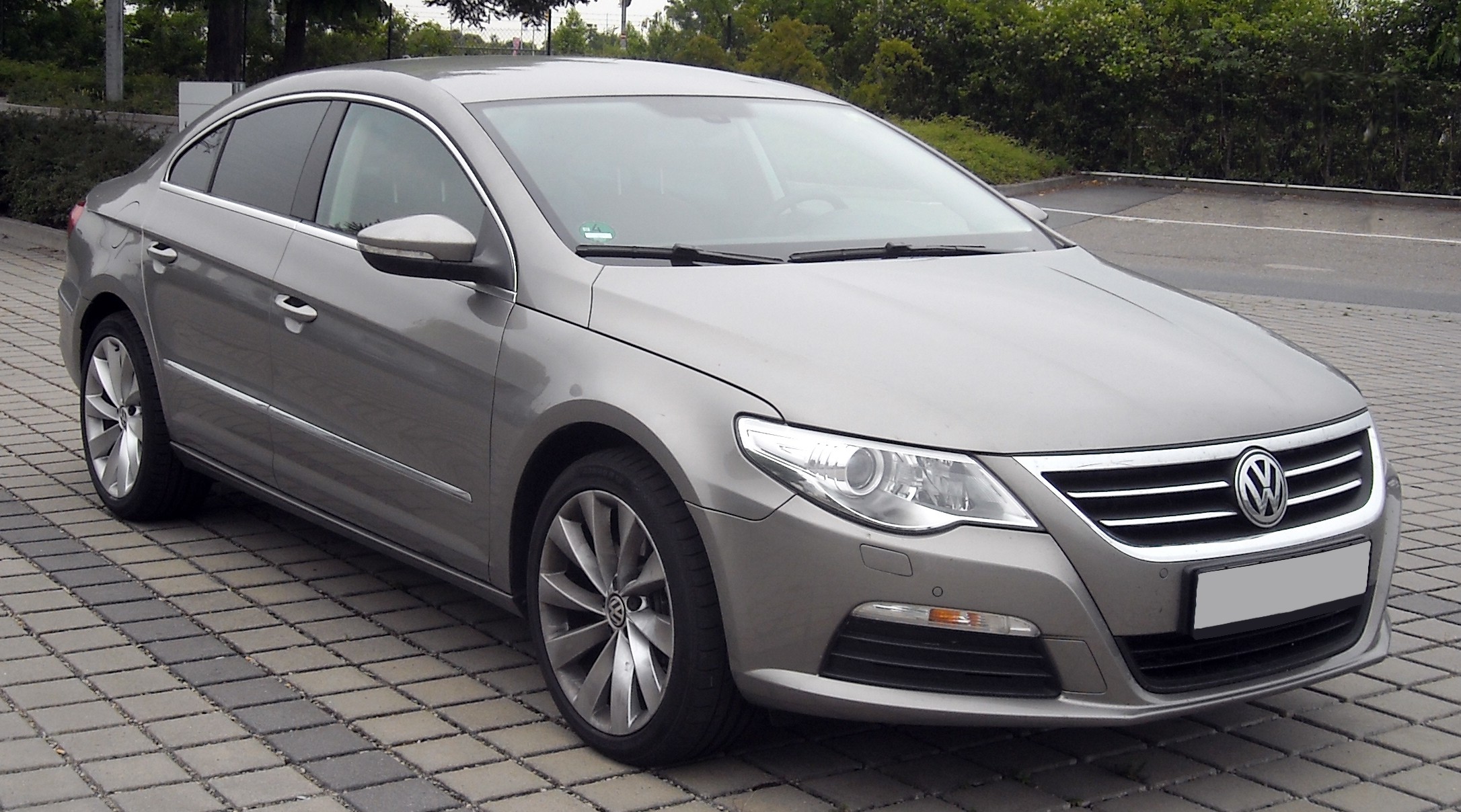 VW Passat CC front 20090608