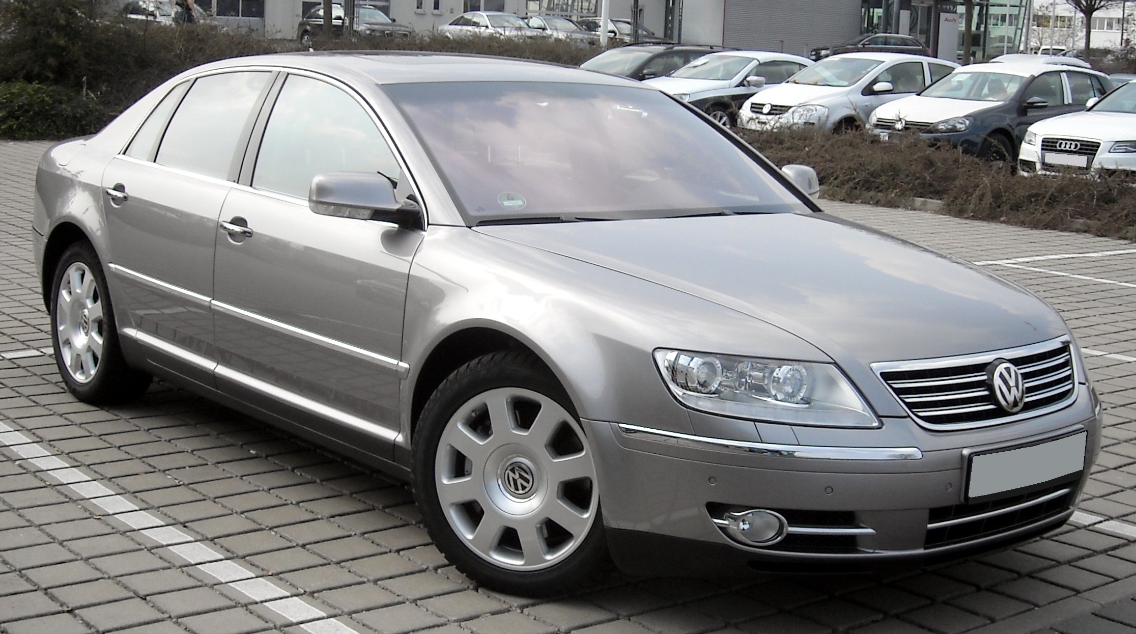 VW Phaeton front 20090404