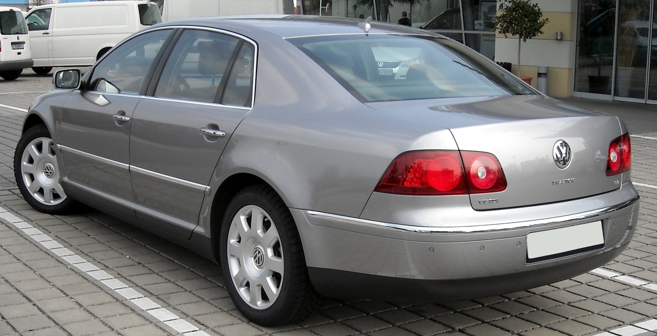 VW Phaeton rear 20090404