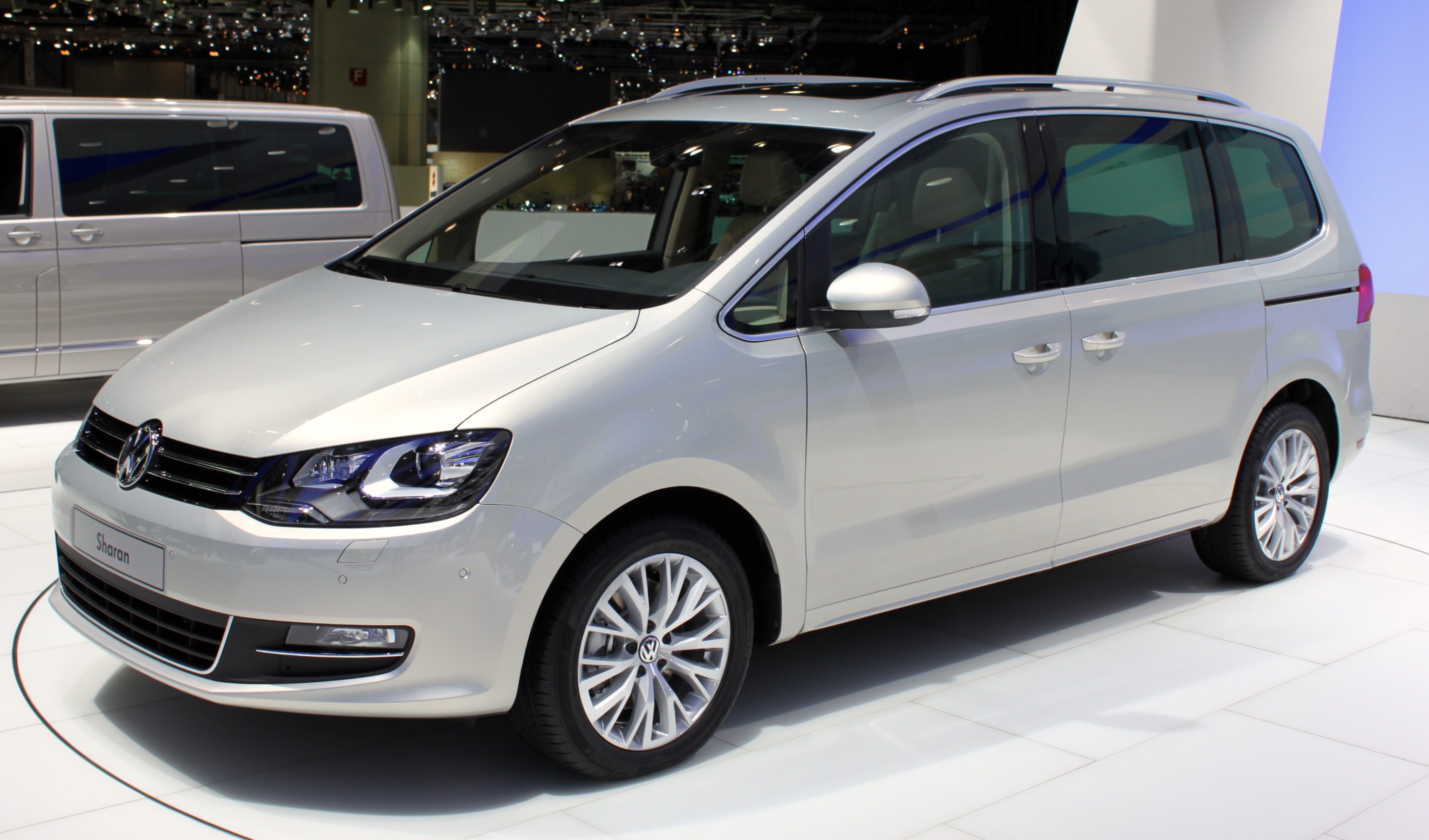 VW Sharan (1)